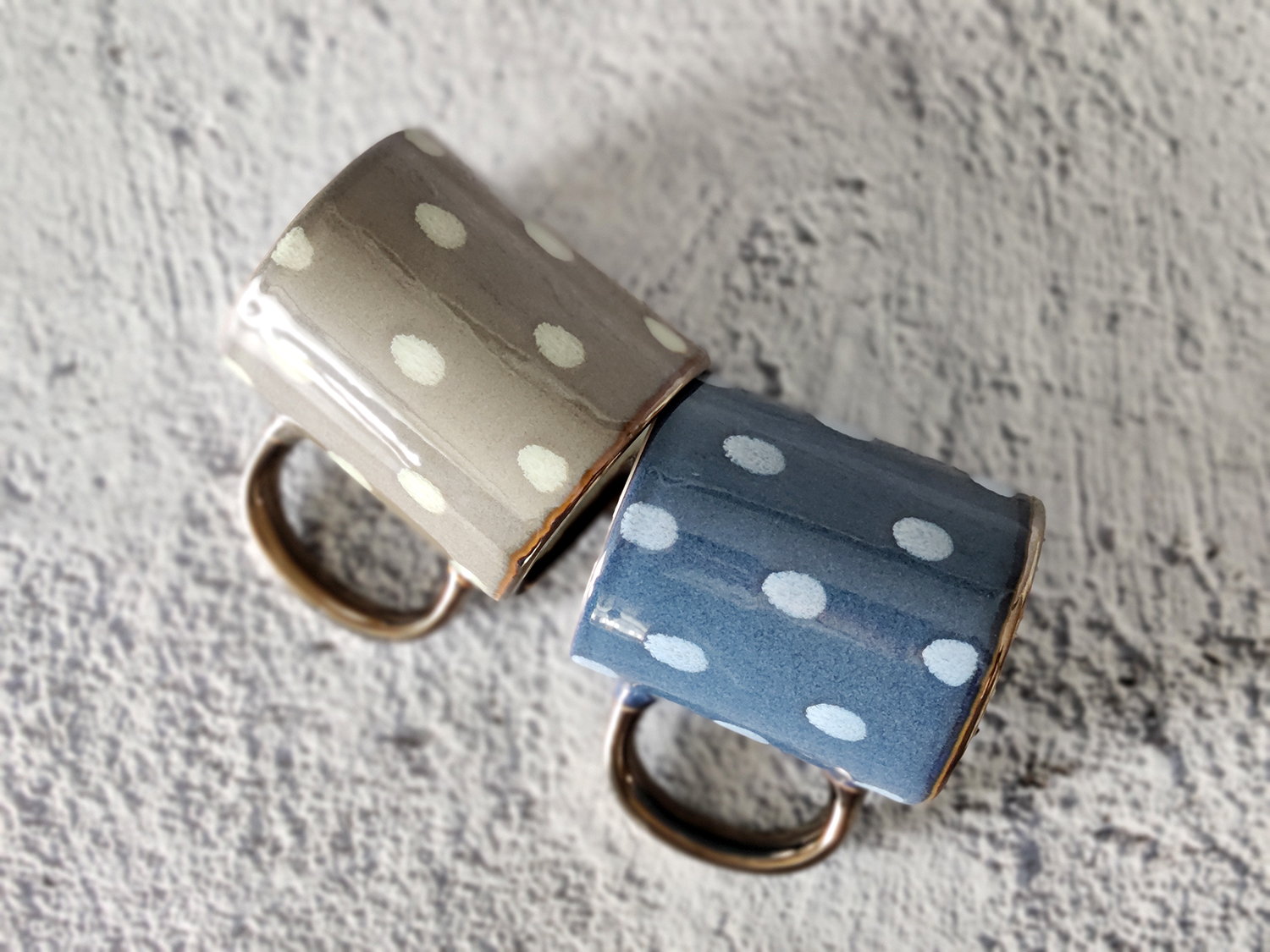 CHANGSHA HAPPY GO Reactive Glaze Stoneware Mug and Bowl Set with Hand-Drawn Polka Dots and Rolled Rim | happygodinnerware.com