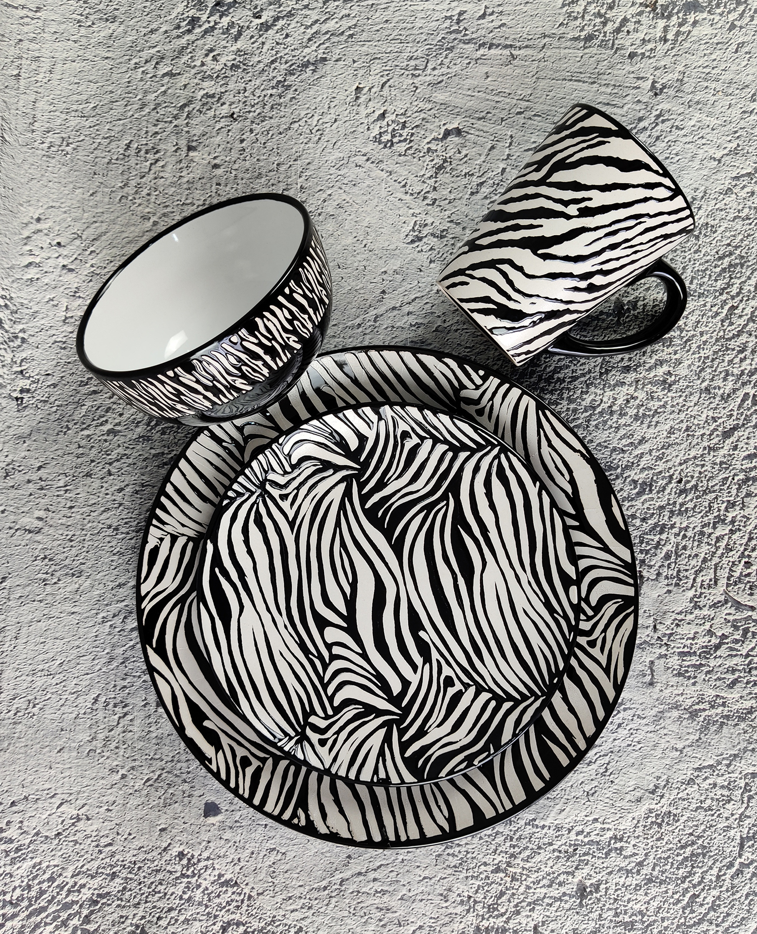CHANGSHA HAPPY GO Underglaze Screen Printed Zebra Pattern Stoneware Dinnerware | happygodinnerware.com