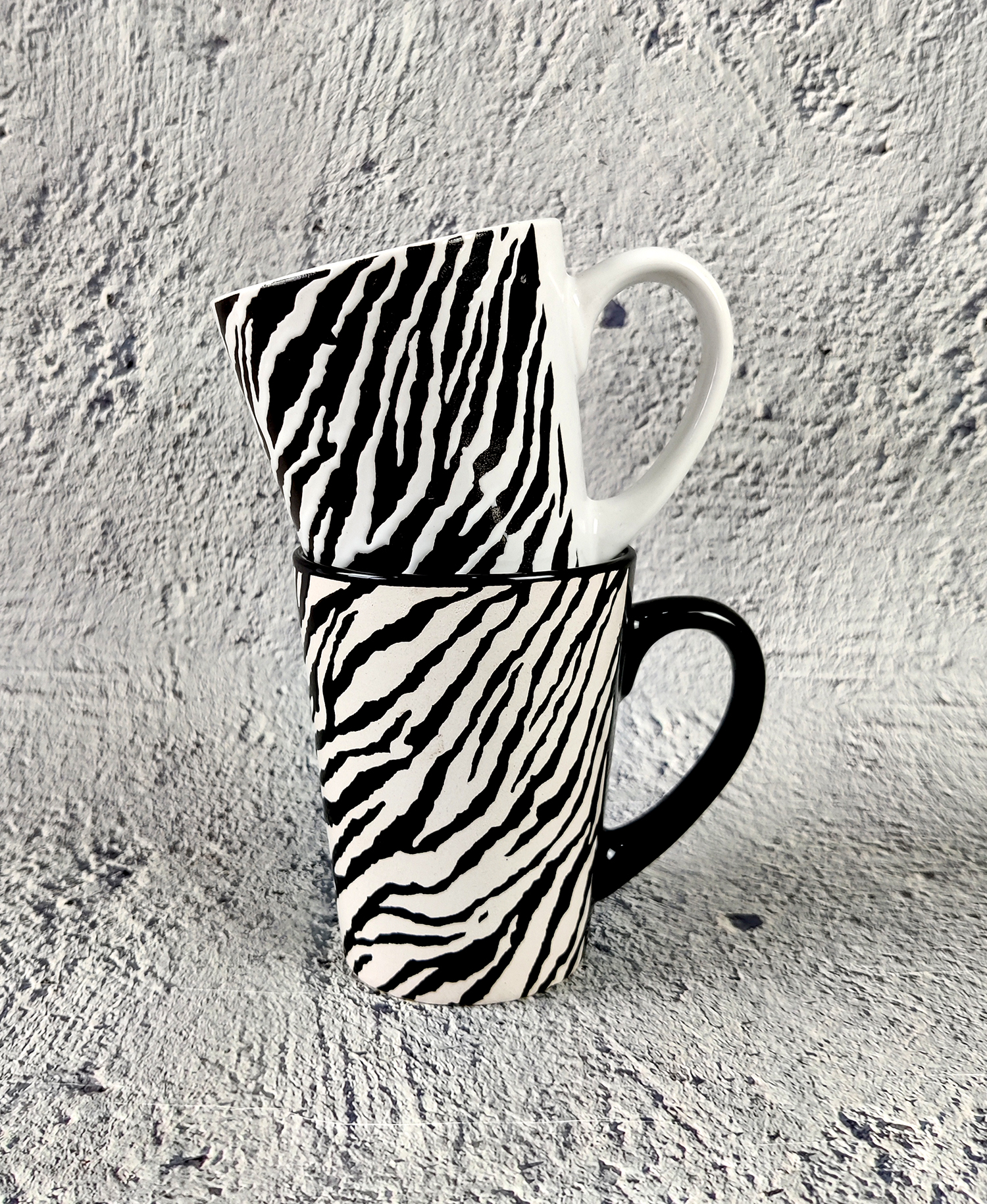 CHANGSHA HAPPY GO Underglaze Screen Printed Zebra Pattern Stoneware Dinnerware | happygodinnerware.com