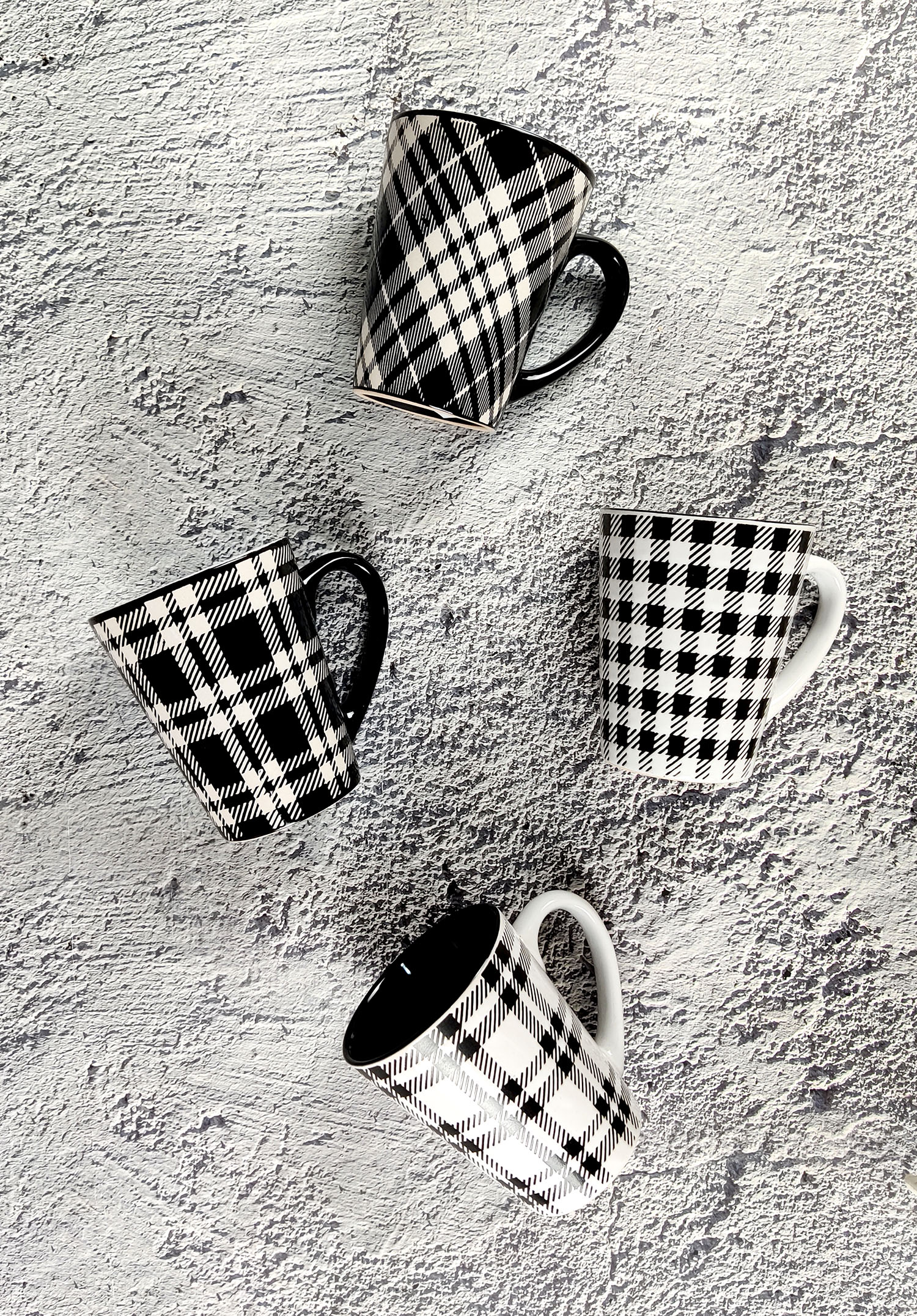 CHANGSHA HAPPY GO Classic Check Underglaze Screen Printed Stoneware Mug Collection | happygodinnerware.com