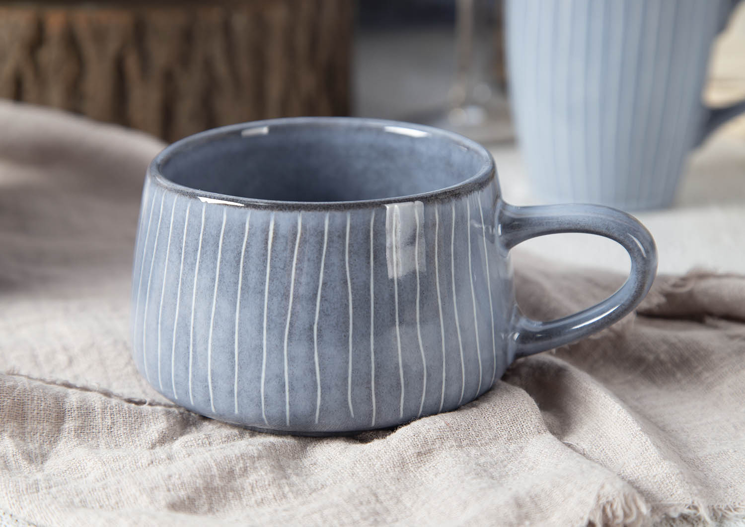 CHANGSHA HAPPY GO Vertical Carving Stripe Stoneware with Reactive Glaze | happygodinnerware.com