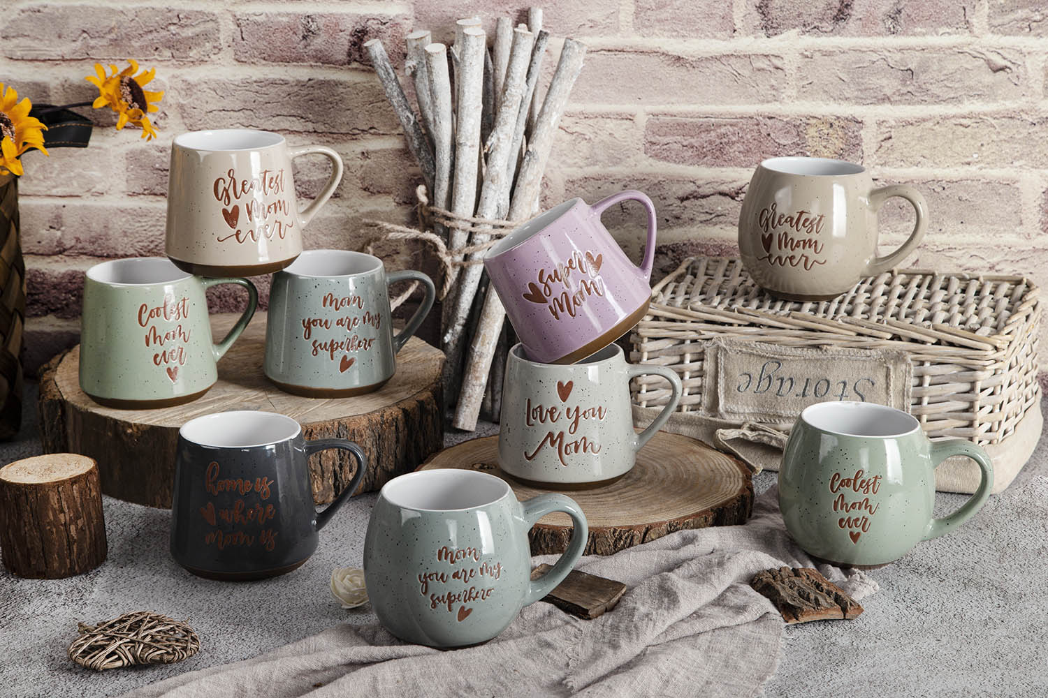 CHANGSHA HAPPY GO Speckled Glossy Glaze Stoneware Mug with Slip Decoration | happygodinnerware.com