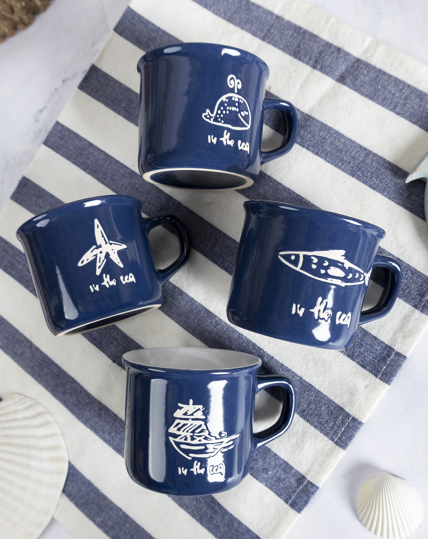 CHANGSHA HAPPY GO  Deep Blue Marine-Themed Stoneware Set – Hand-Drawn Ocean Icons, 16 Pieces |happygodinnerware.com