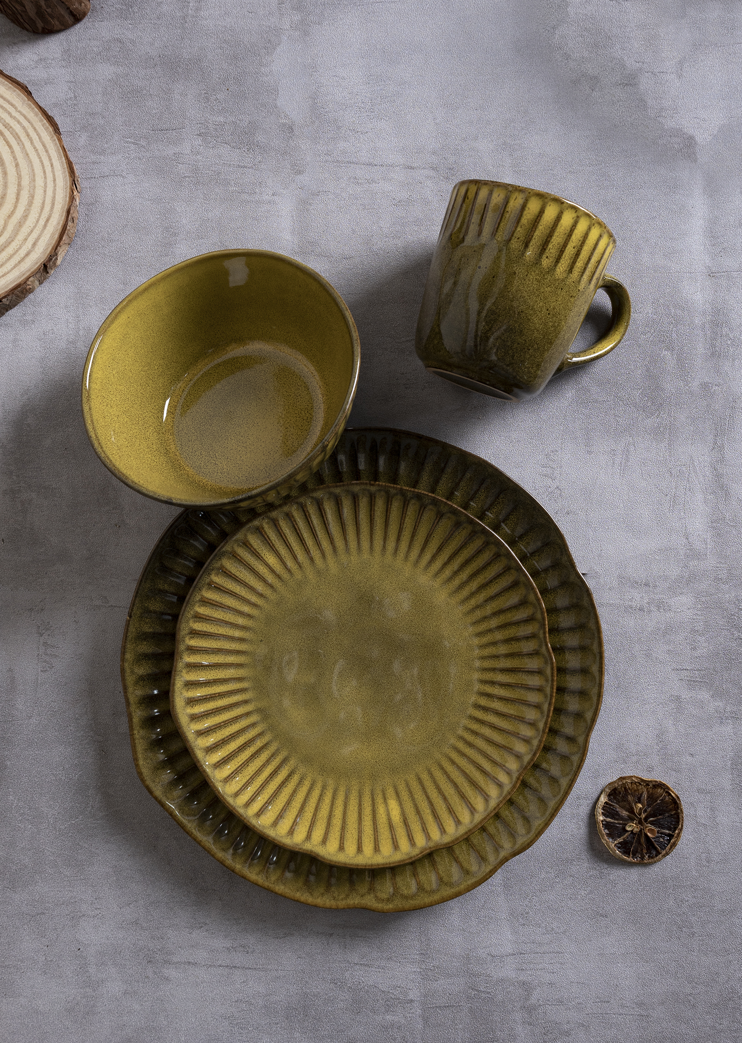 CHANGSHA HAPPY GO 16-Piece Irregular Natural Stoneware Dinnerware Set | Embossed Nordic Vintage Style | Reactive Glaze Finish | Home & Hospitality Use|happygodinnerware.com