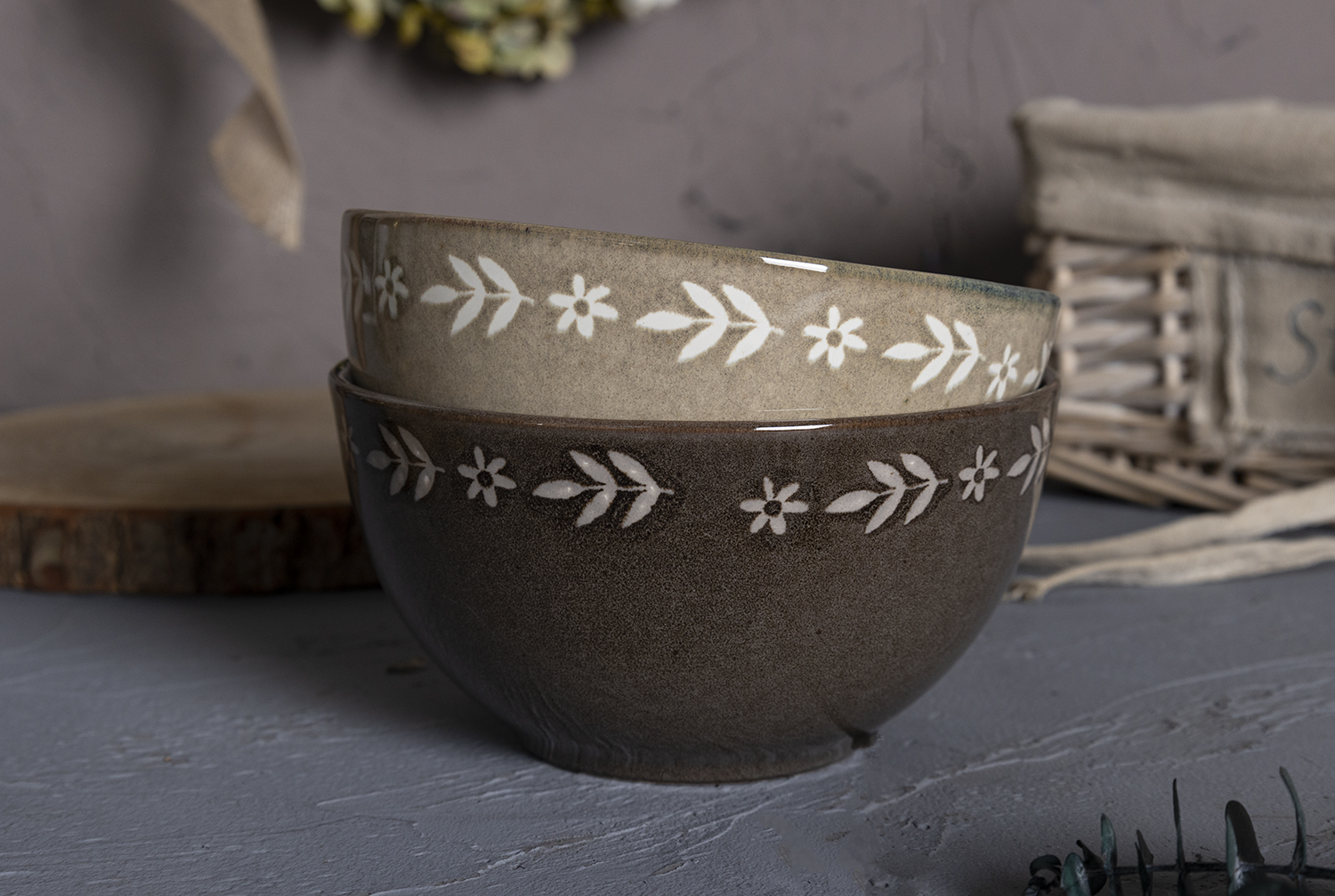 CHANGSHA HAPPY GO Vintage Floral Stoneware Dinnerware Set | Embossed Rustic Glaze Finish | Mugs, Bowls & Plates for Home & Gift Use|happygodinnerware.com