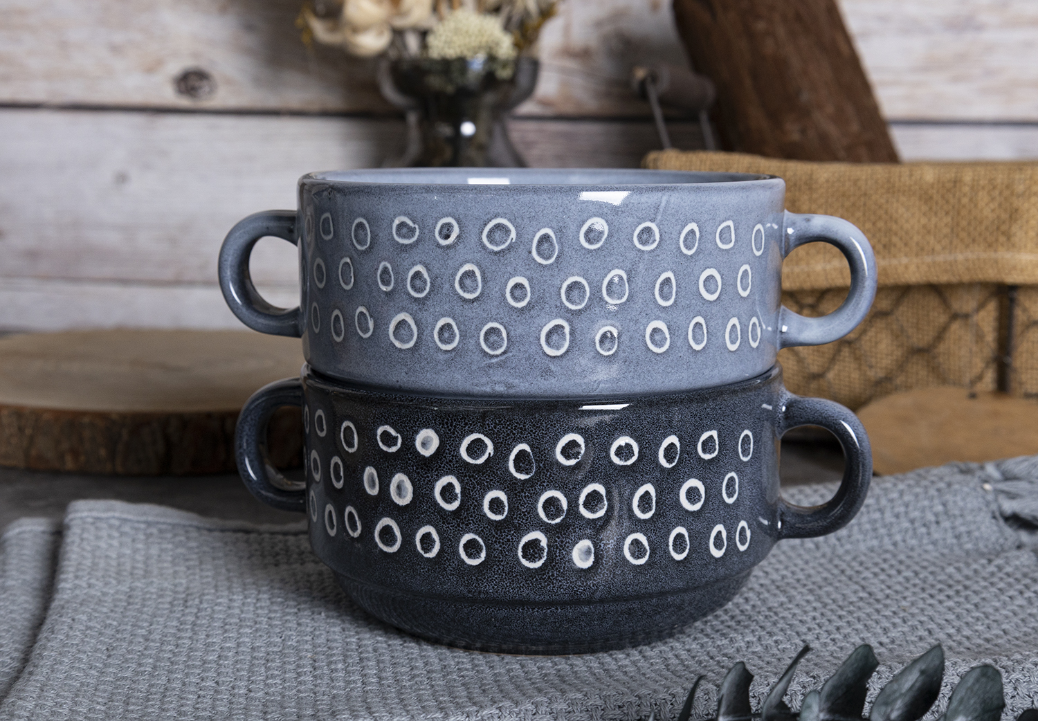 CHANGSHA HAPPY GO Modern Stoneware Dinnerware Set with Hand-Painted Dot Pattern | Blue Grey Table Set with Mugs, Plates & Bowls | Nordic Style for Home & Café|happygodinnerware.com