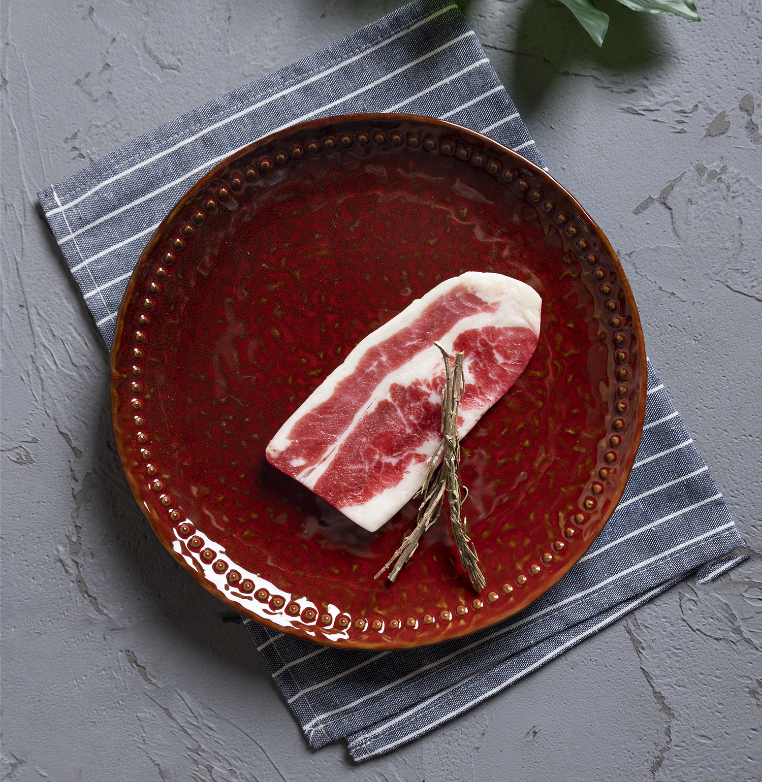 CHANGSHA HAPPY GO Hammered Reactive Glaze Stoneware Dinnerware Set | Rustic Textured Ceramic Plates, Bowls & Mugs for Home, Café & Gift|happygodinnerware.com
