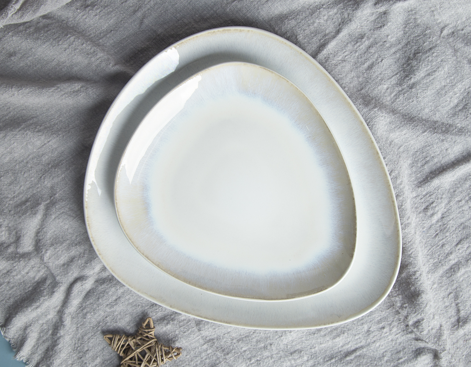 CHANGSHA HAPPY GO Irregular Shape Reaction Glaze Stoneware | happygodinnerware.com