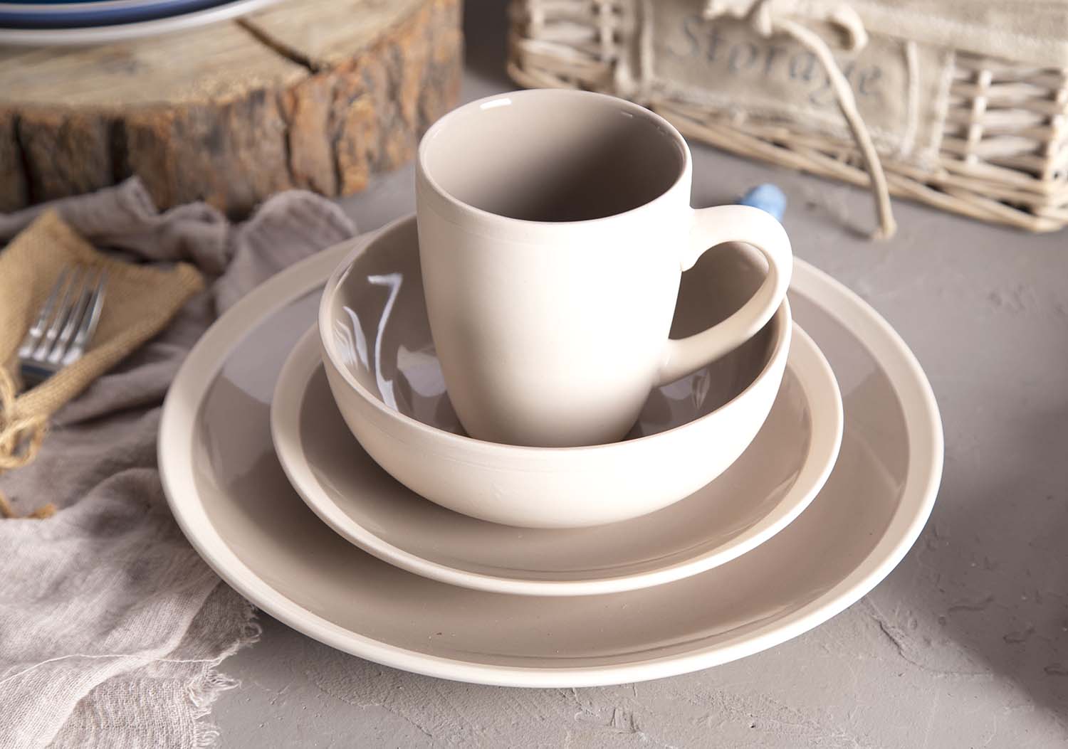 CHANGSHA HAPPY GO Color Glaze & Matte Edge Stoneware Collection |happygodinnerware.com