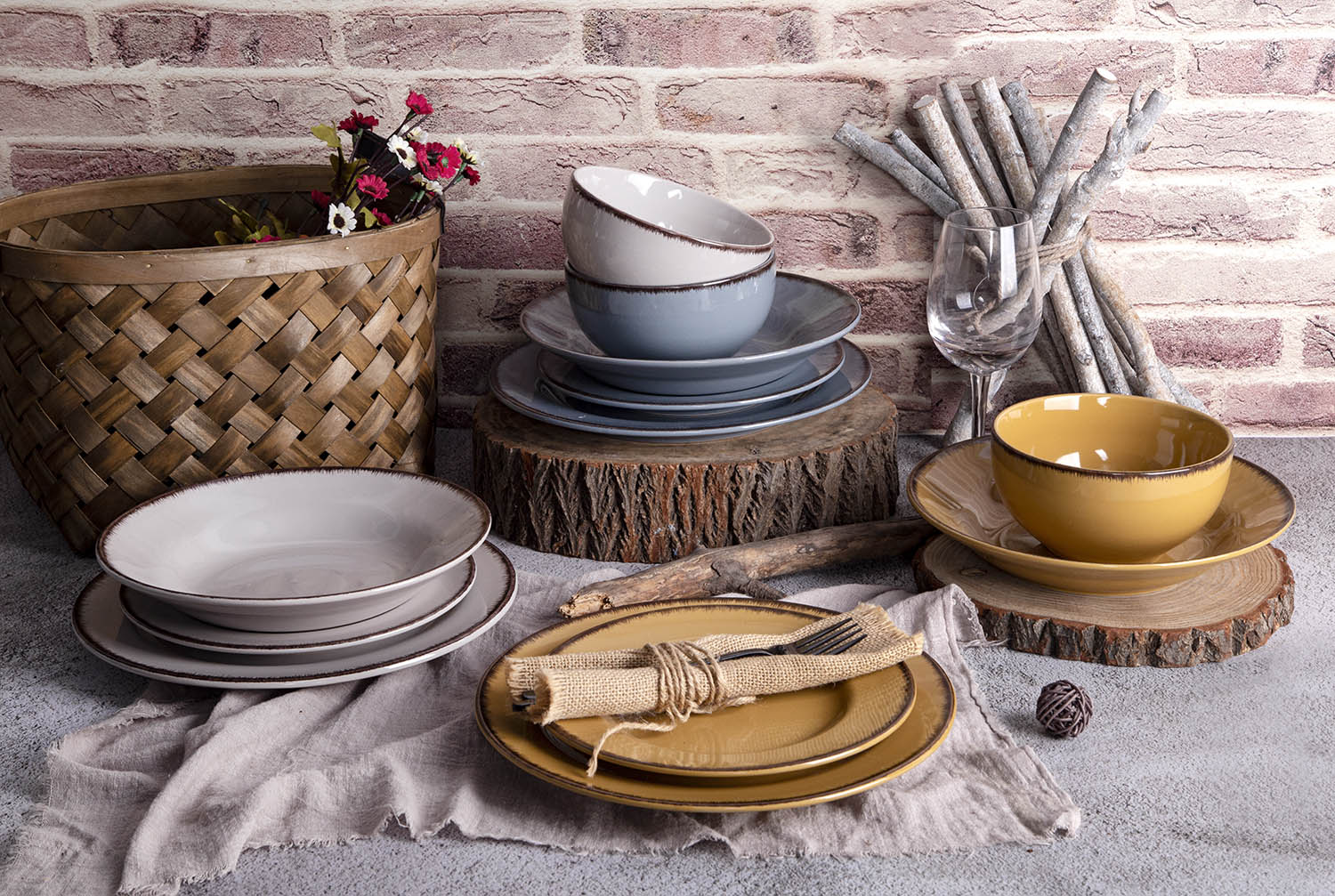 CHANGSHA HAPPY GO Eyelash Rim Color Glaze Stoneware Set |happygodinnerware.com