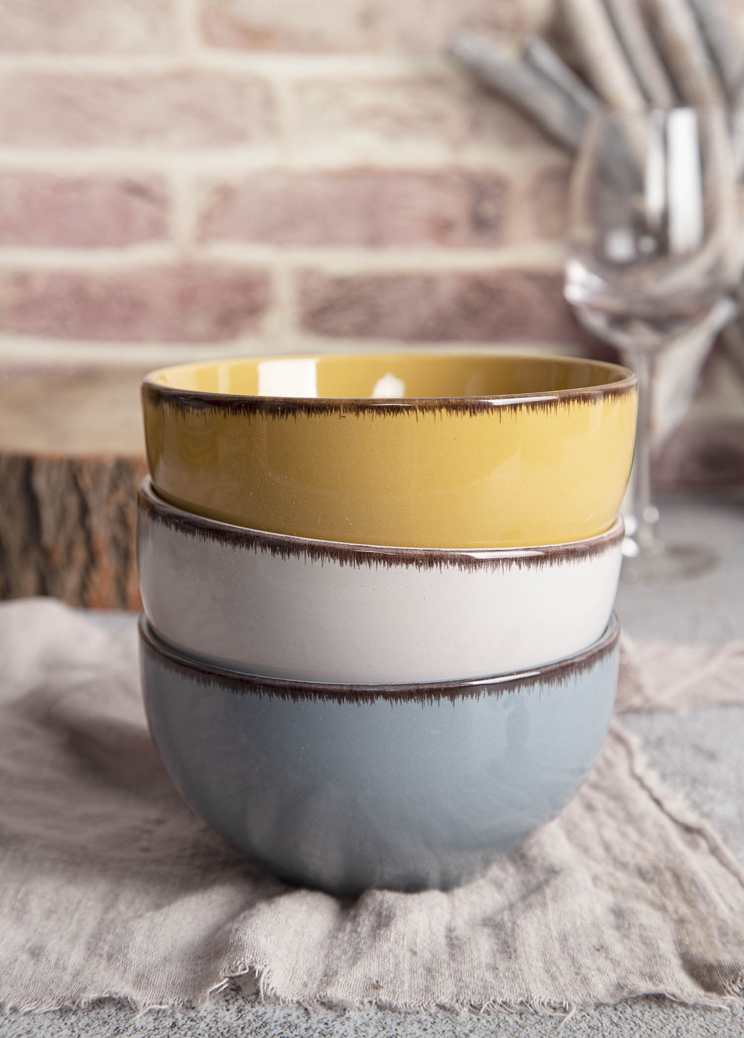 CHANGSHA HAPPY GO Eyelash Rim Color Glaze Stoneware Set |happygodinnerware.com