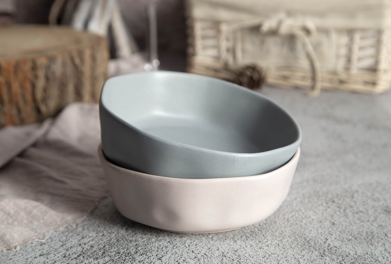 CHANGSHA HAPPY GO Matte Irregular Shape Embossed Color Glaze Set |happygodinnerware.com