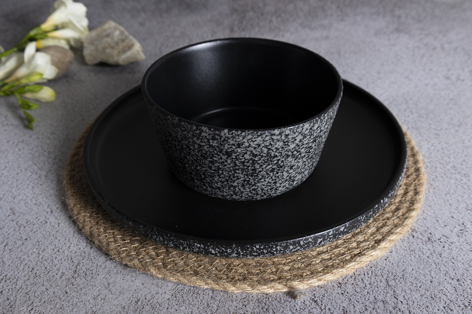 CHANGSHA HAPPY GO Speckled Matte Glazed Stoneware | happygodinnerware.com