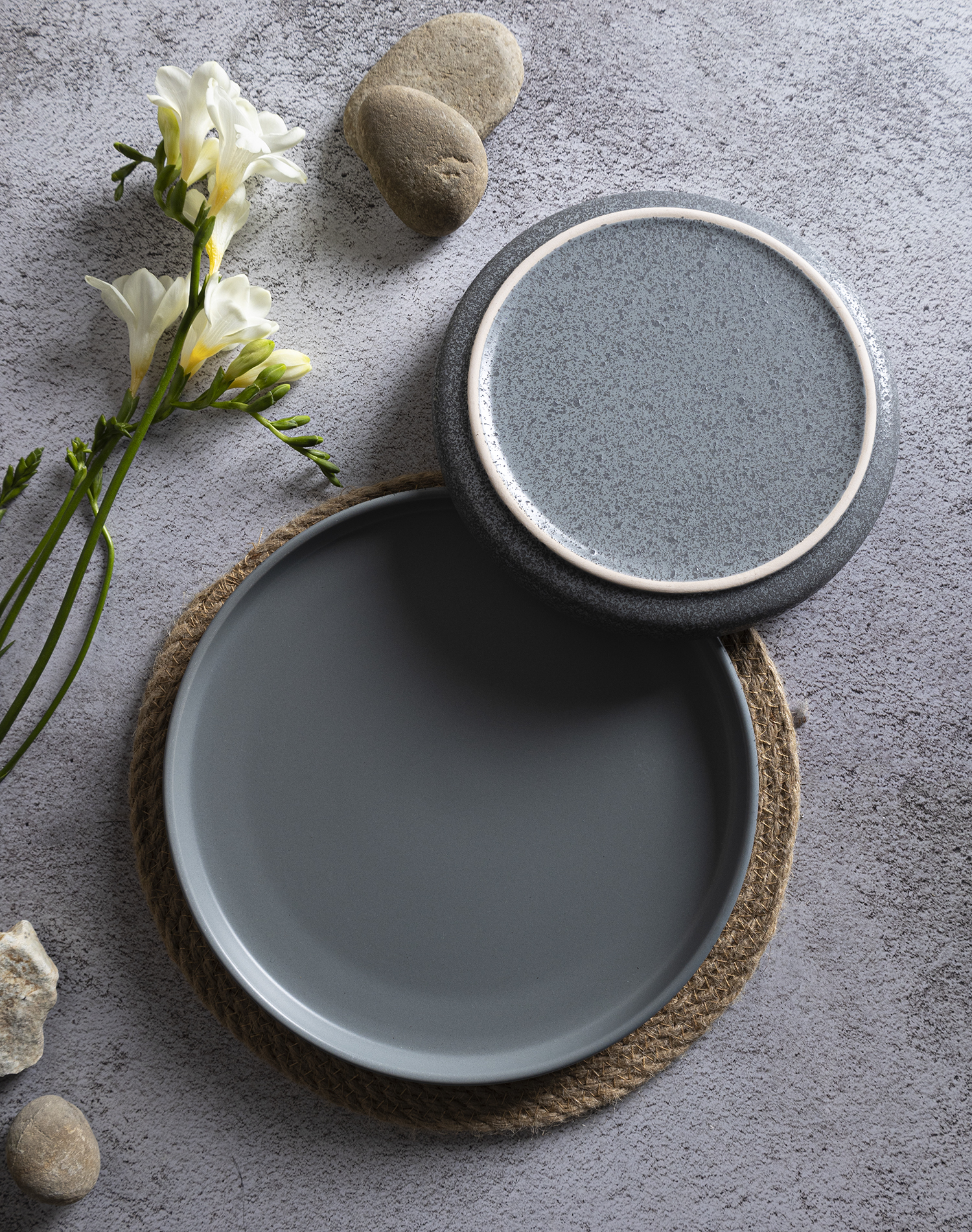 CHANGSHA HAPPY GO Speckled Matte Glazed Stoneware | happygodinnerware.com