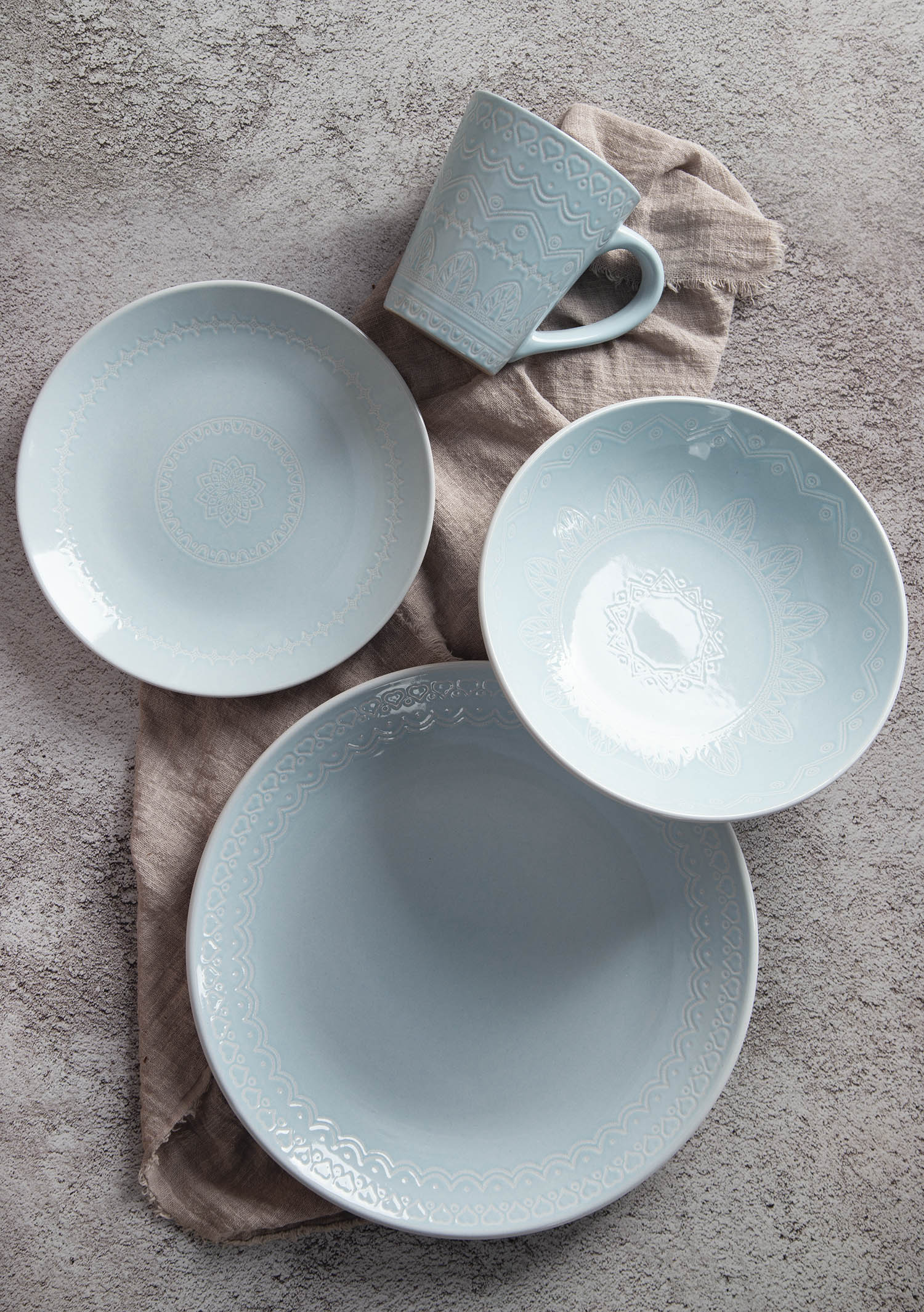 CHANGSHA HAPPY GO Embossed Colored Glaze Ceramic Collection | happygodinnerware.com