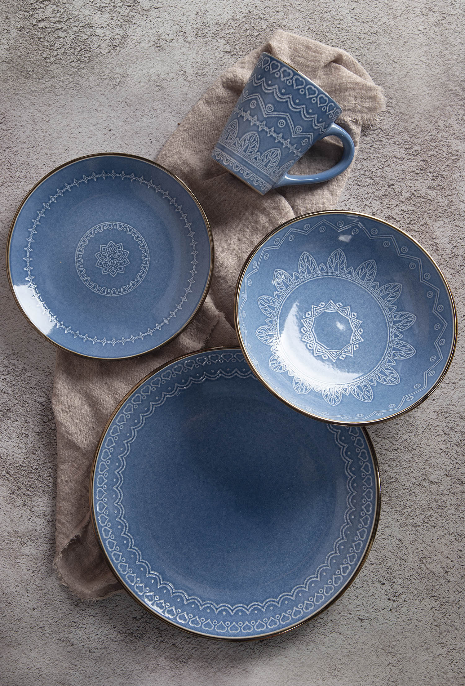 CHANGSHA HAPPY GO Embossed Colored Glaze Ceramic Collection | happygodinnerware.com