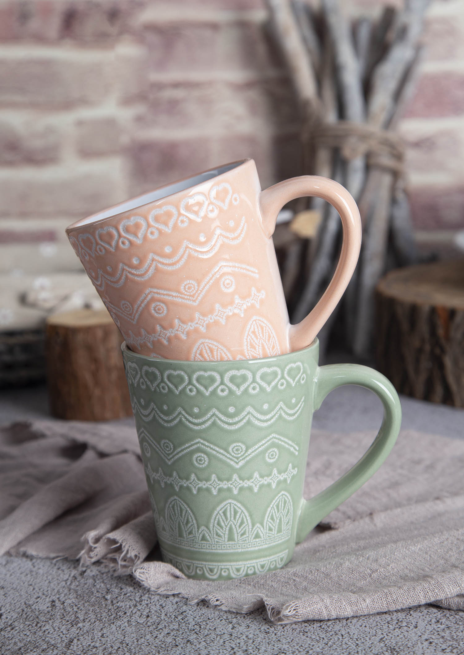 CHANGSHA HAPPY GO Embossed Colored Glaze Ceramic Collection | happygodinnerware.com