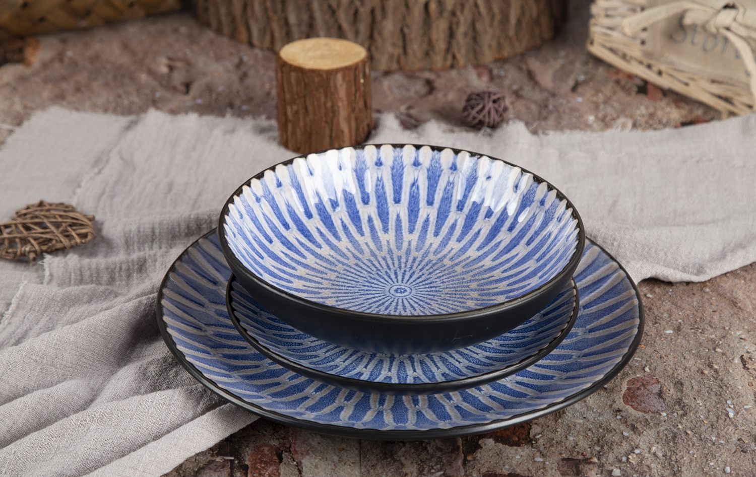 CHANGSHA HAPPY GO Embossed Reactive Glaze Ceramic Collection | happygodinnerware.com