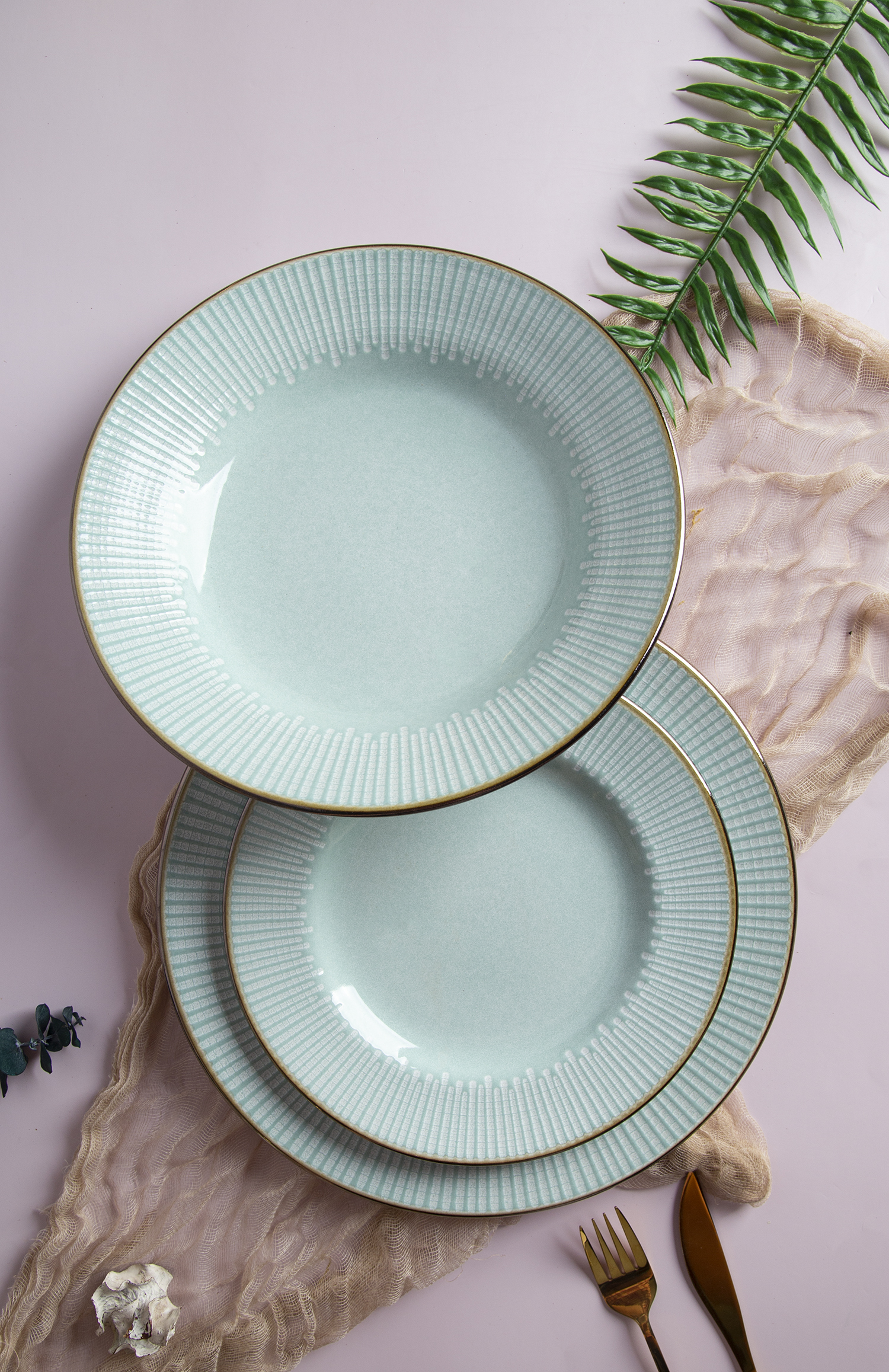 CHANGSHA HAPPY GO Mint Horizon Embossed-Relief Reactive-Glaze Stoneware Bowl | Subtle Green Matte Finish |Dopamine Series Ceramics|happygodinnerware.com
