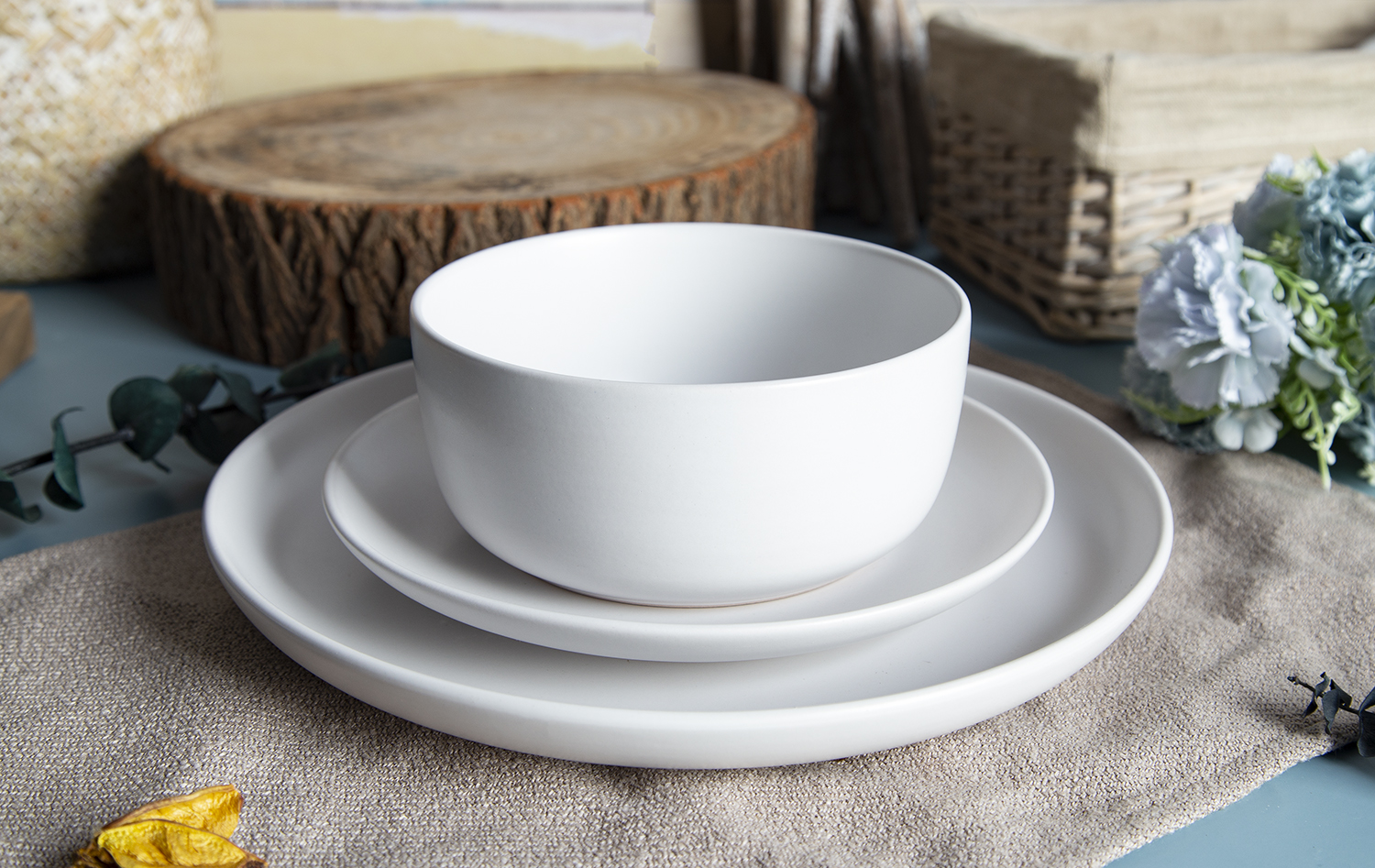 CHANGSHA HAPPY GO Nordic Monochrome Matte-Glaze Stoneware Collection | Ivory, Dove & Charcoal | happygoceramics.com
