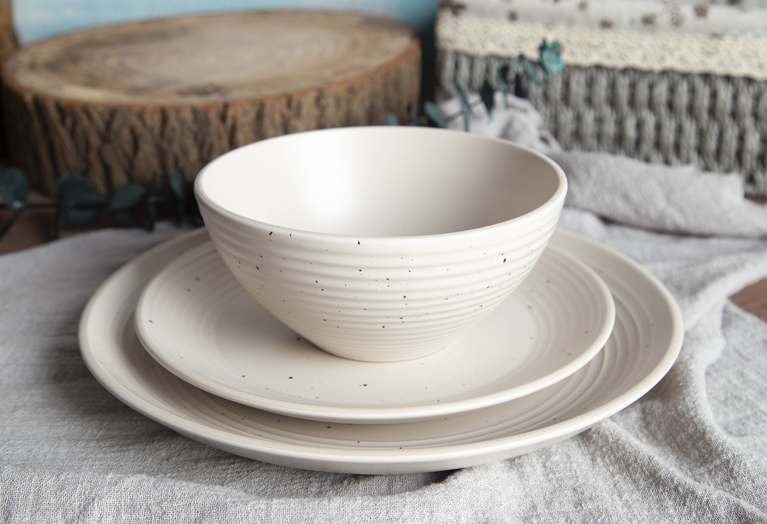 CHANGSHA HAPPY GO Earth & Ivory Speckled Relief |Dopamine Series Ceramics|happygodinnerware.com