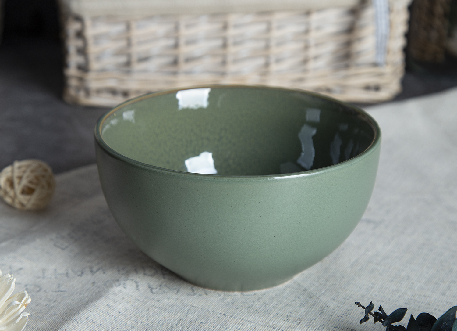 CHANGSHA HAPPY GO Stoneware Reactive Glaze with Dual-Tone Finish |happygodinnerware.com