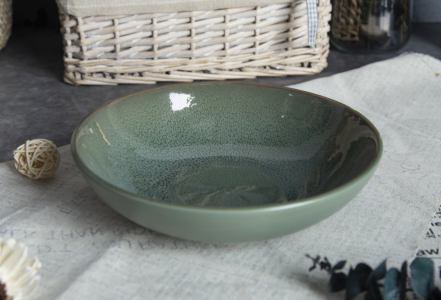 CHANGSHA HAPPY GO Stoneware Reactive Glaze with Dual-Tone Finish |happygodinnerware.com