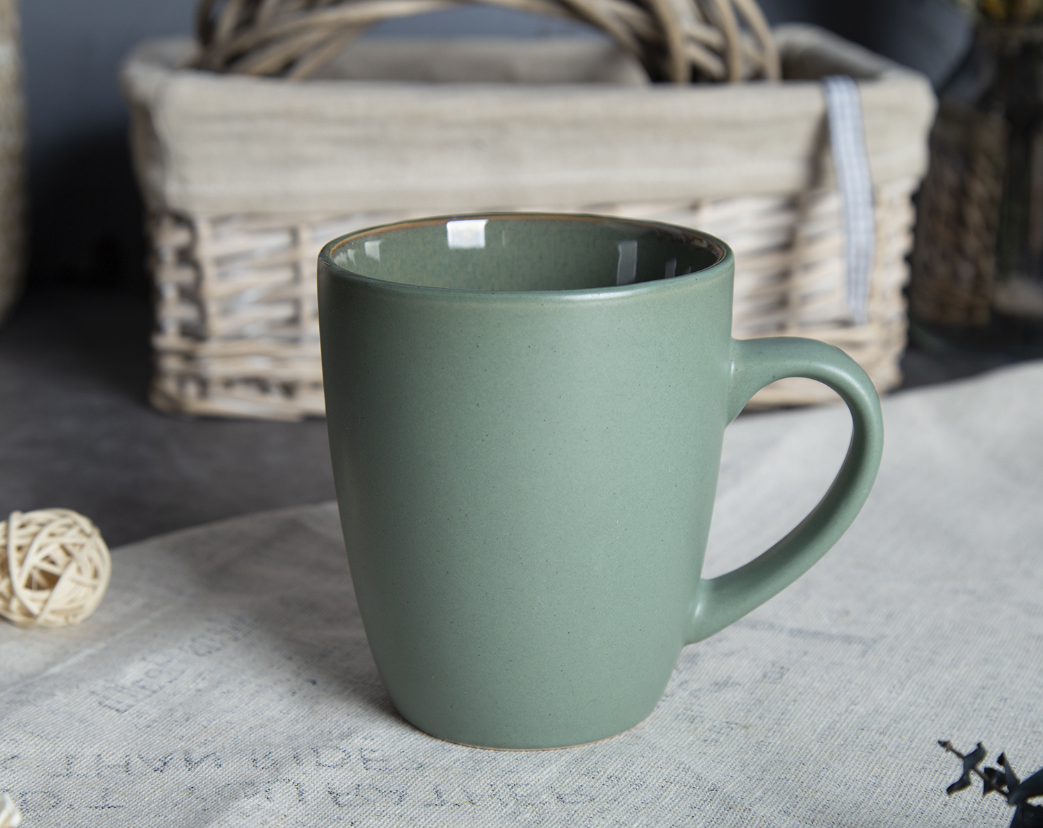 CHANGSHA HAPPY GO Stoneware Reactive Glaze with Dual-Tone Finish |happygodinnerware.com