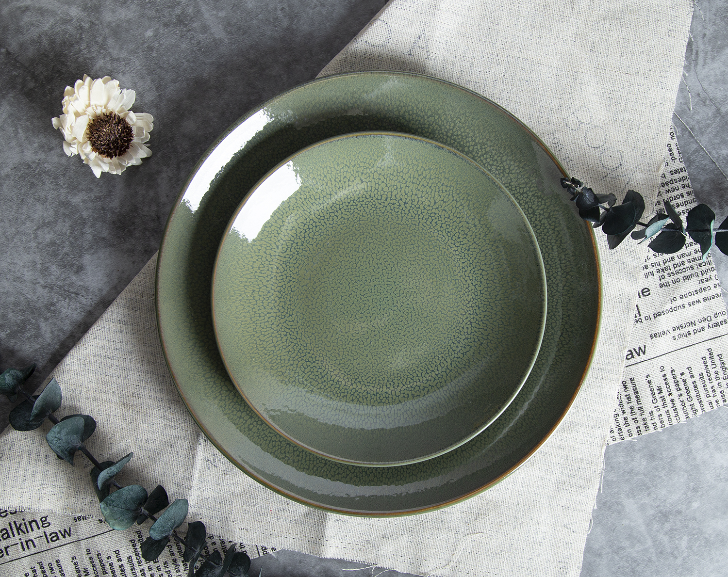 CHANGSHA HAPPY GO Stoneware Reactive Glaze with Dual-Tone Finish |happygodinnerware.com