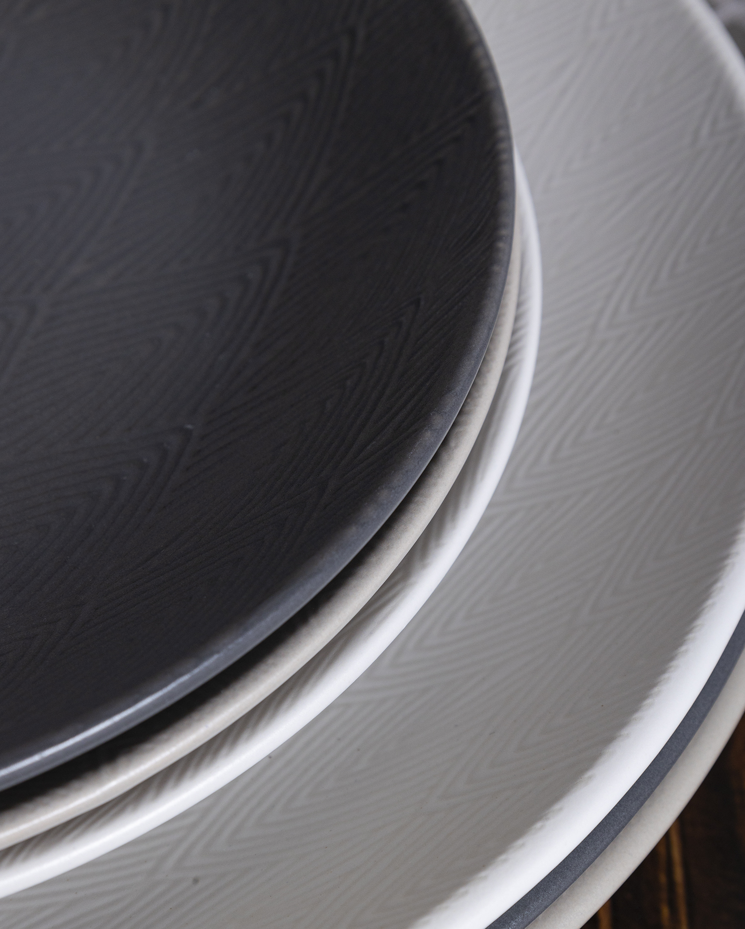 CHANGSHA HAPPY GO  Modern Geometric Embossed Stoneware Dinnerware Set in Matte Grey Tones with Minimalist Leaf Pattern |happygodinnerware.com