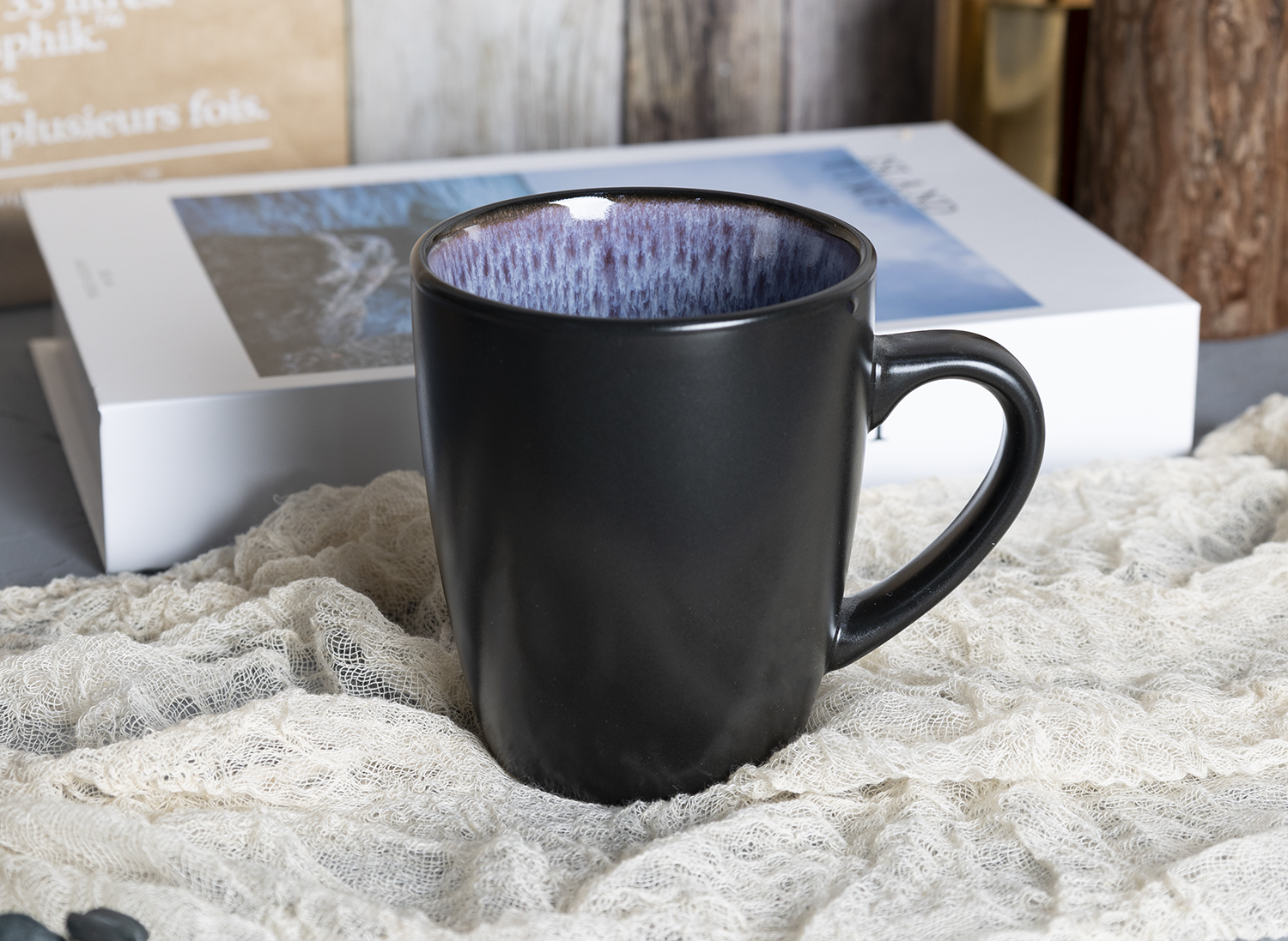 CHANGSHA HAPPY GO  Reactive Glaze Stoneware Dinnerware Set – Handcrafted Speckled Interior with Matte Black Exterior Finish |happygodinnerware.com