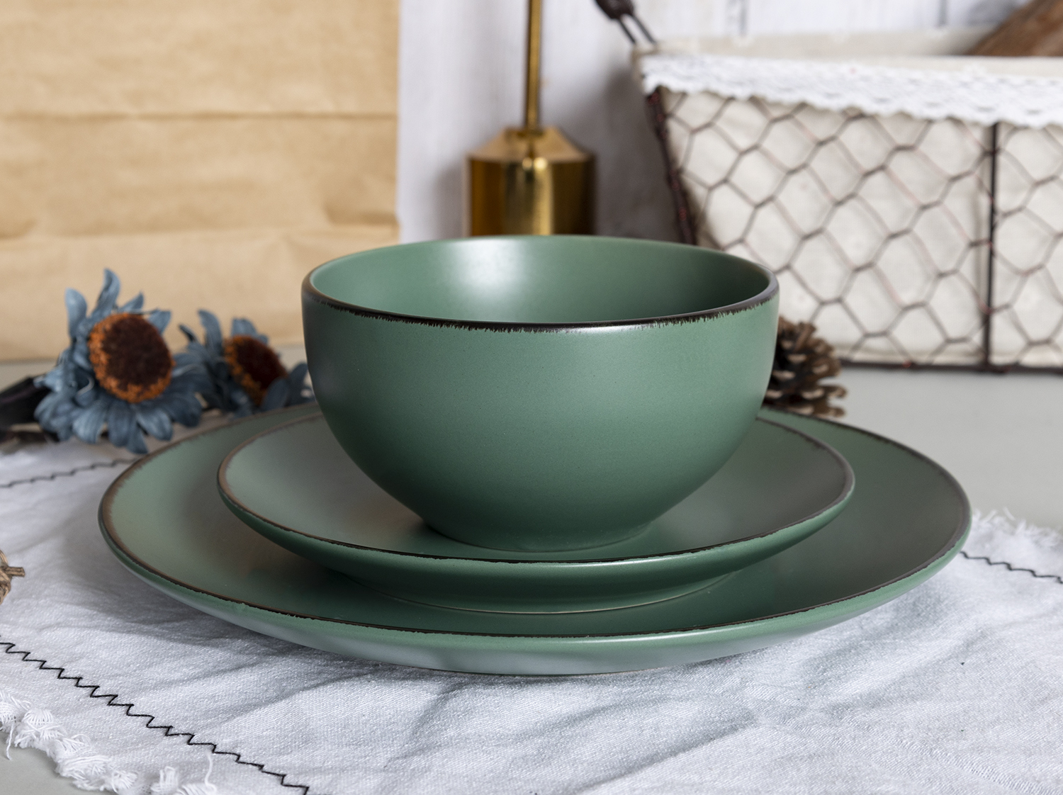 CHANGSHA HAPPY GO  Matte Glazed Stoneware Dinnerware Set – Earth Tone Minimalist Tableware in Nordic-Inspired Color Blocks |happygodinnerware.com