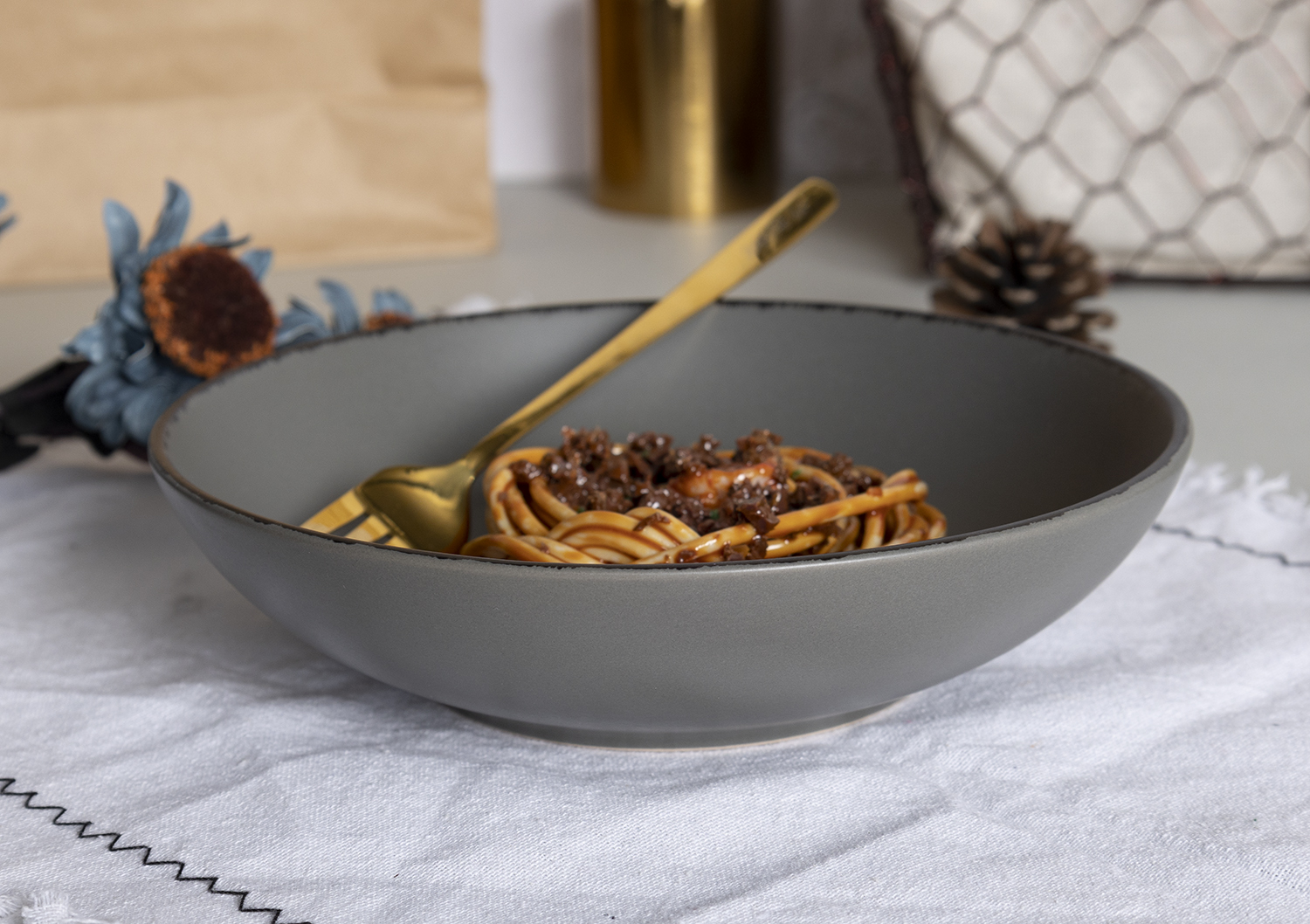 CHANGSHA HAPPY GO  Matte Glazed Stoneware Dinnerware Set – Earth Tone Minimalist Tableware in Nordic-Inspired Color Blocks |happygodinnerware.com