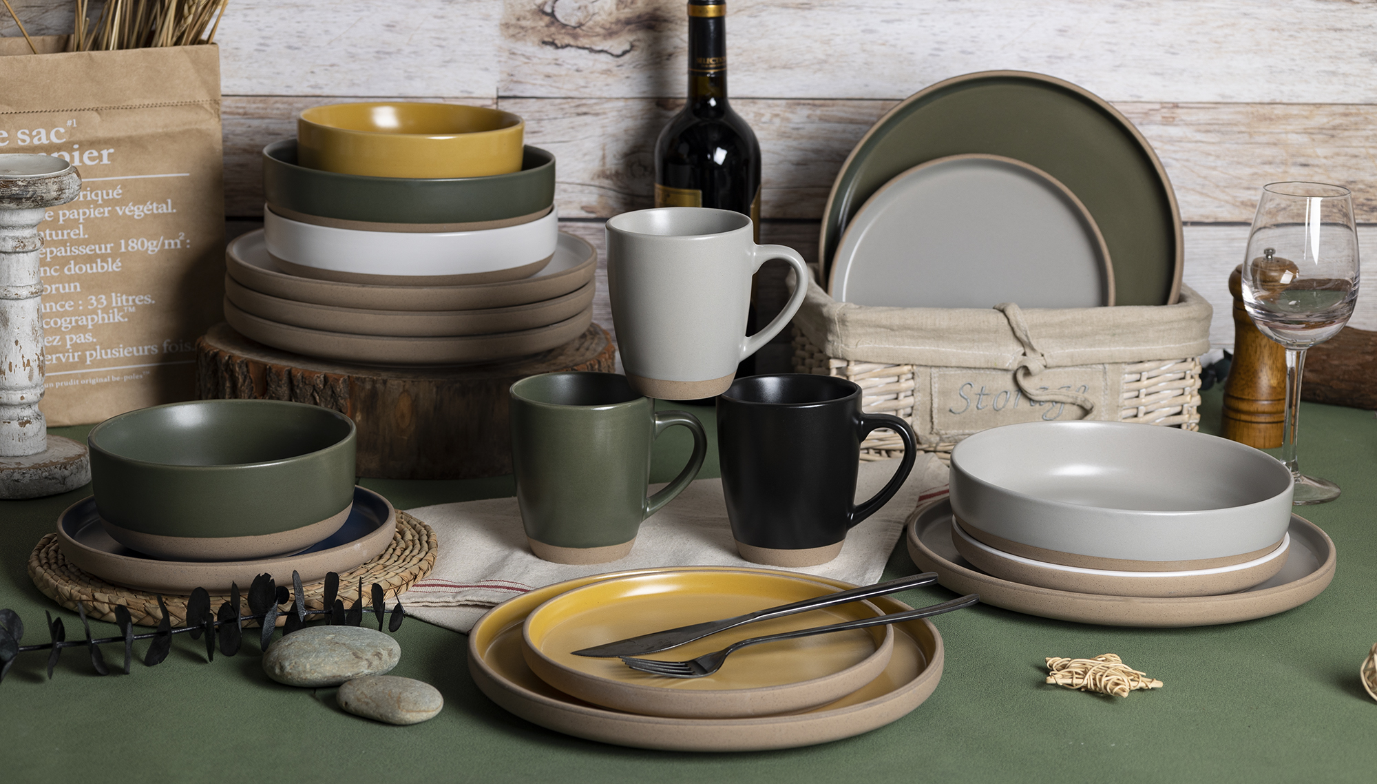 CHANGSHA HAPPY GO Modern Matte Color Glazed Stoneware Dinnerware Set – Minimalist Design with Natural Unglazed Bottom |happygodinnerware.com