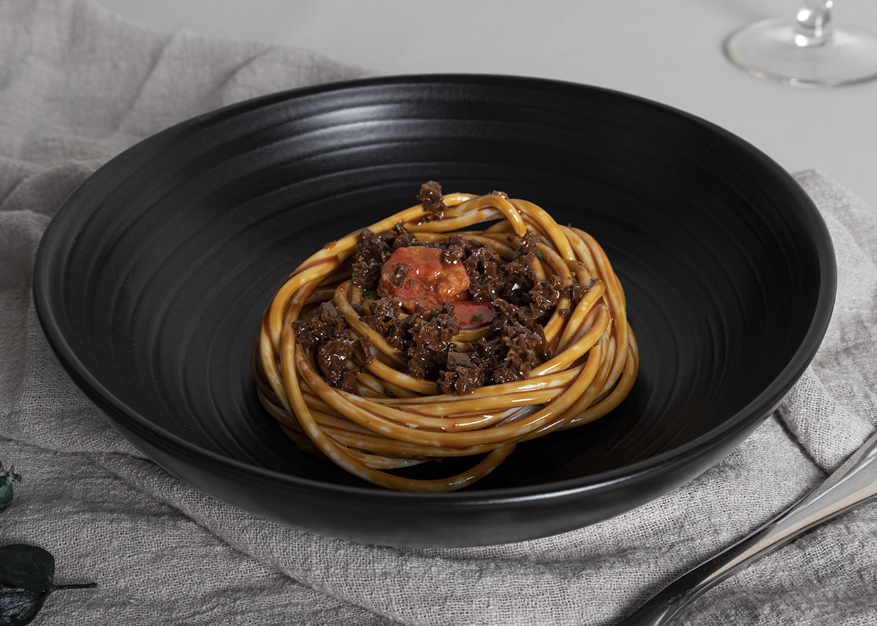 CHANGSHA HAPPY GO Modern Spiral Pattern Stoneware Dinnerware Set – Monochrome Embossed Design with Matte Finish |happygodinnerware.com