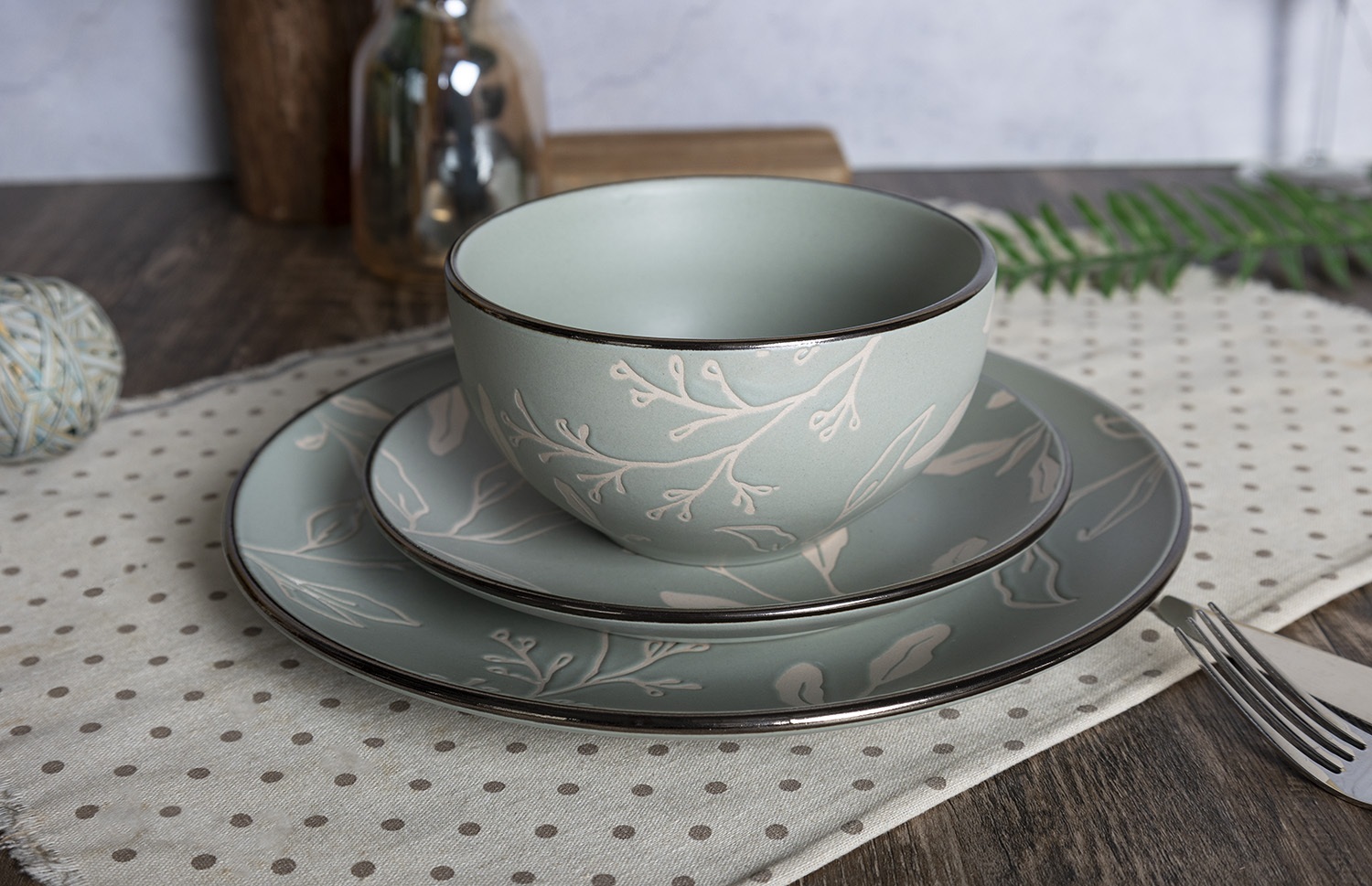 CHANGSHA HAPPY GO Botanical Leaf Pattern Stoneware Dinnerware Set with Matte Finish – Rustic Nature-Inspired Tableware Collection |happygodinnerware.com