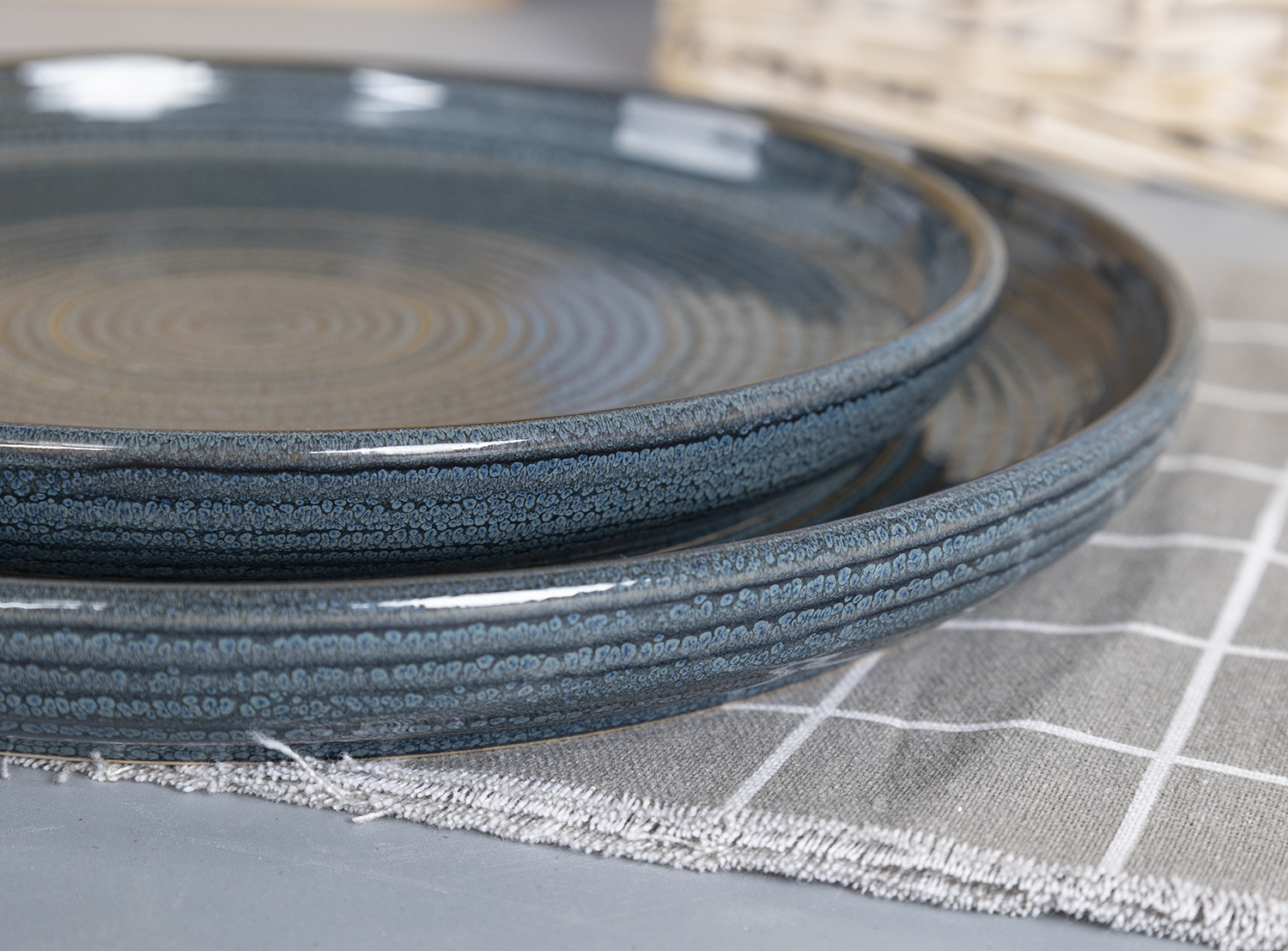 CHANGSHA HAPPY GO  Embossed Blue-Green Reactive Glaze Stoneware Dinnerware Set – Textured Spiral Relief Ceramic Plates, Bowls, and Mug  |happygodinnerware.com