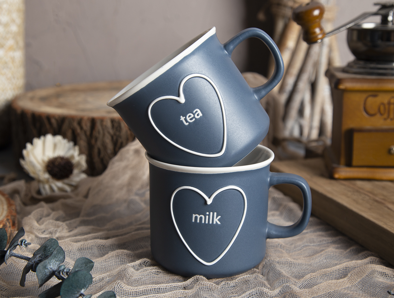 CHANGSHA HAPPY GO Heart-Motif Mugs and Cups with Stacked Glazing in New Bone China |happygodinnerware.com