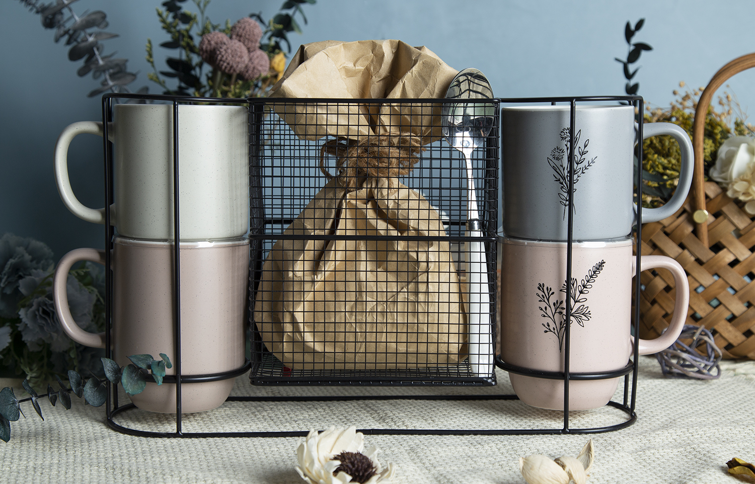 ​CHANGSHA HAPPY GO New Bone China Mugs with Double-Sided Screen Printing |happygodinnerware.com
