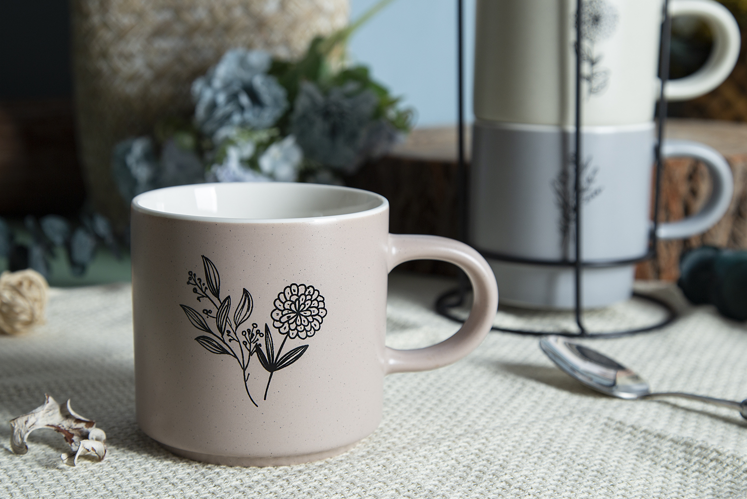 ​CHANGSHA HAPPY GO New Bone China Mugs with Double-Sided Screen Printing |happygodinnerware.com