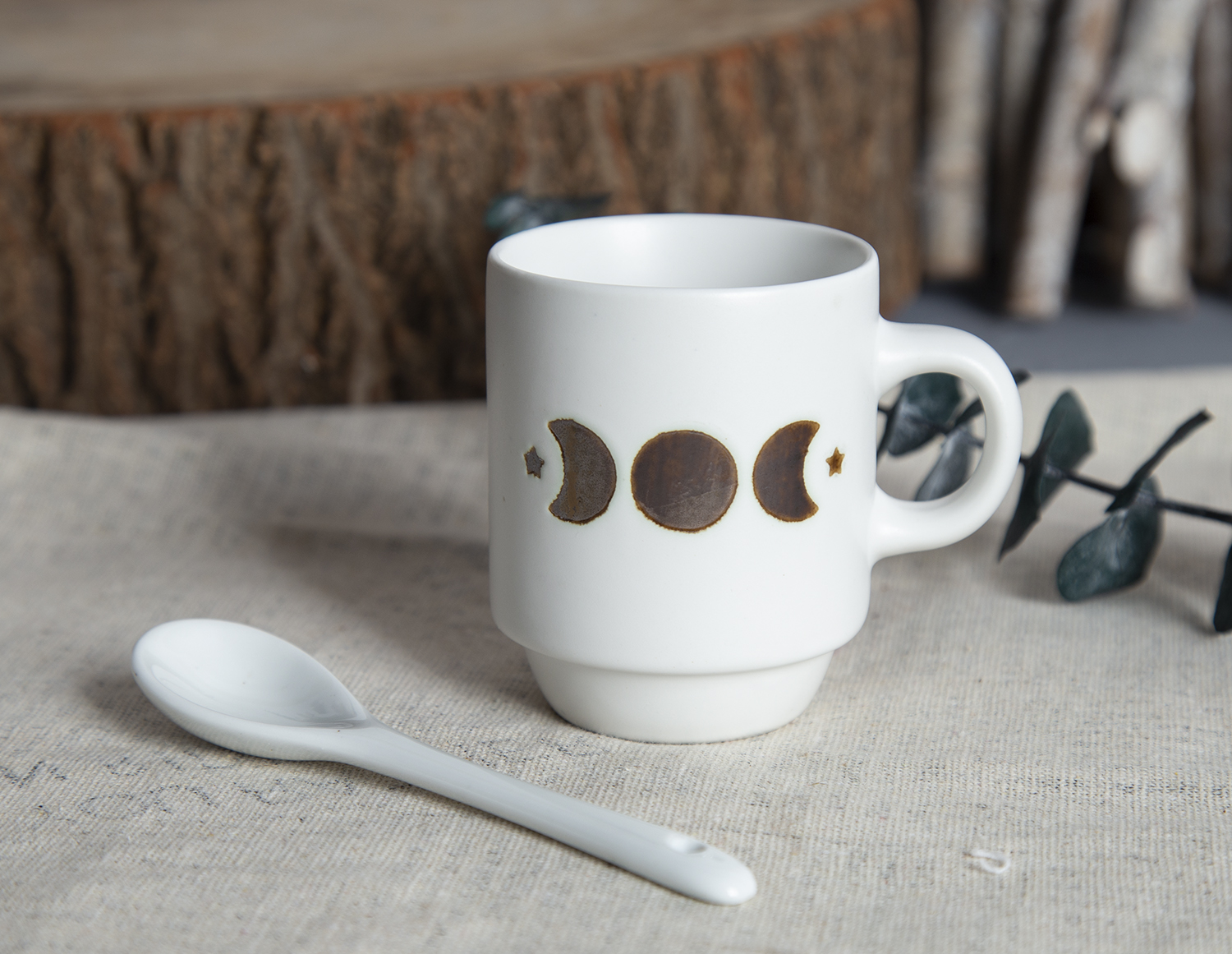 ​CHANGSHA HAPPY GO New Bone China Mugs with Under-Glaze Silk Screen Printing |happygodinnerware.com