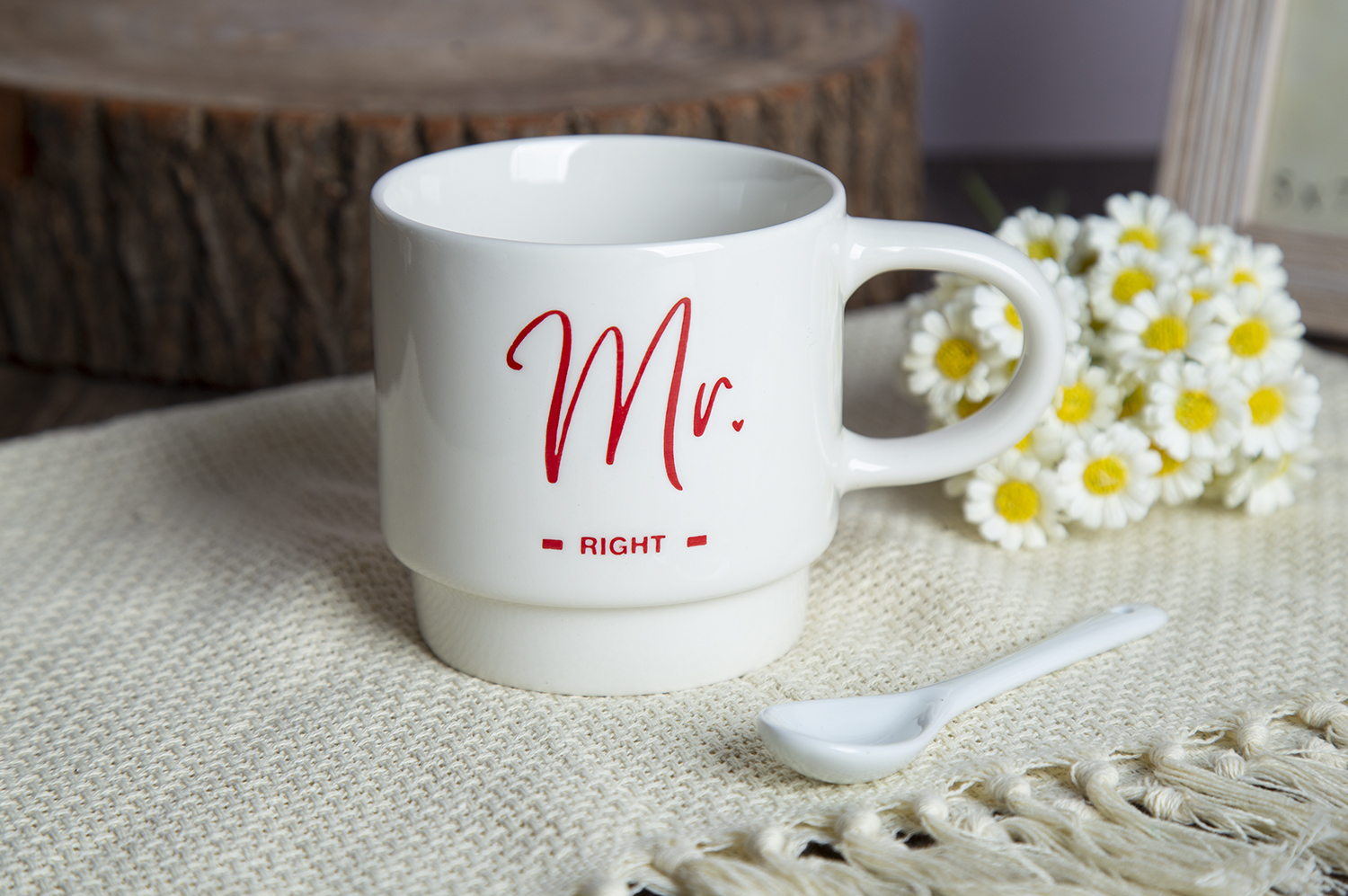 ​CHANGSHA HAPPY GO Couple-Themed New Bone China Mugs with Under-Glaze Silk Screen Printing |happygodinnerware.com