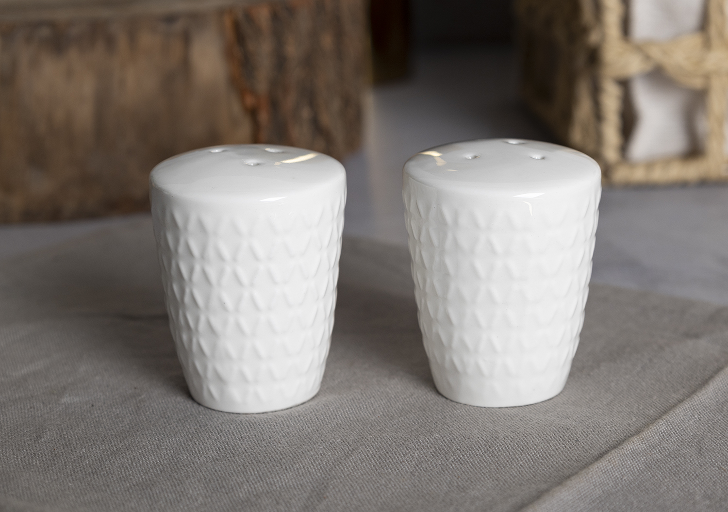 CHANGSHA HAPPY GO New Bone China Embossed Dinnerware | happygodinnerware.com