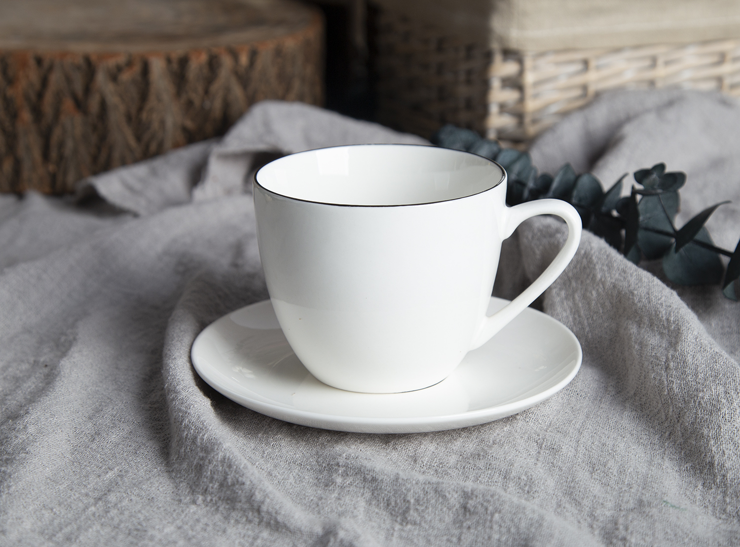 CHANGSHA HAPPY GO Silver-Rimmed New Bone China Dinnerware | happygodinnerware.com