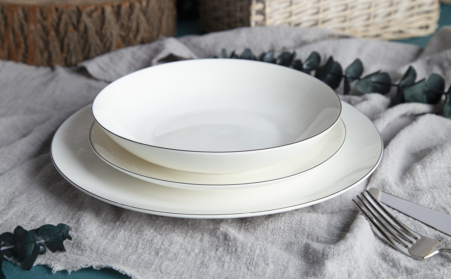 CHANGSHA HAPPY GO Silver-Rimmed New Bone China Dinnerware | happygodinnerware.com