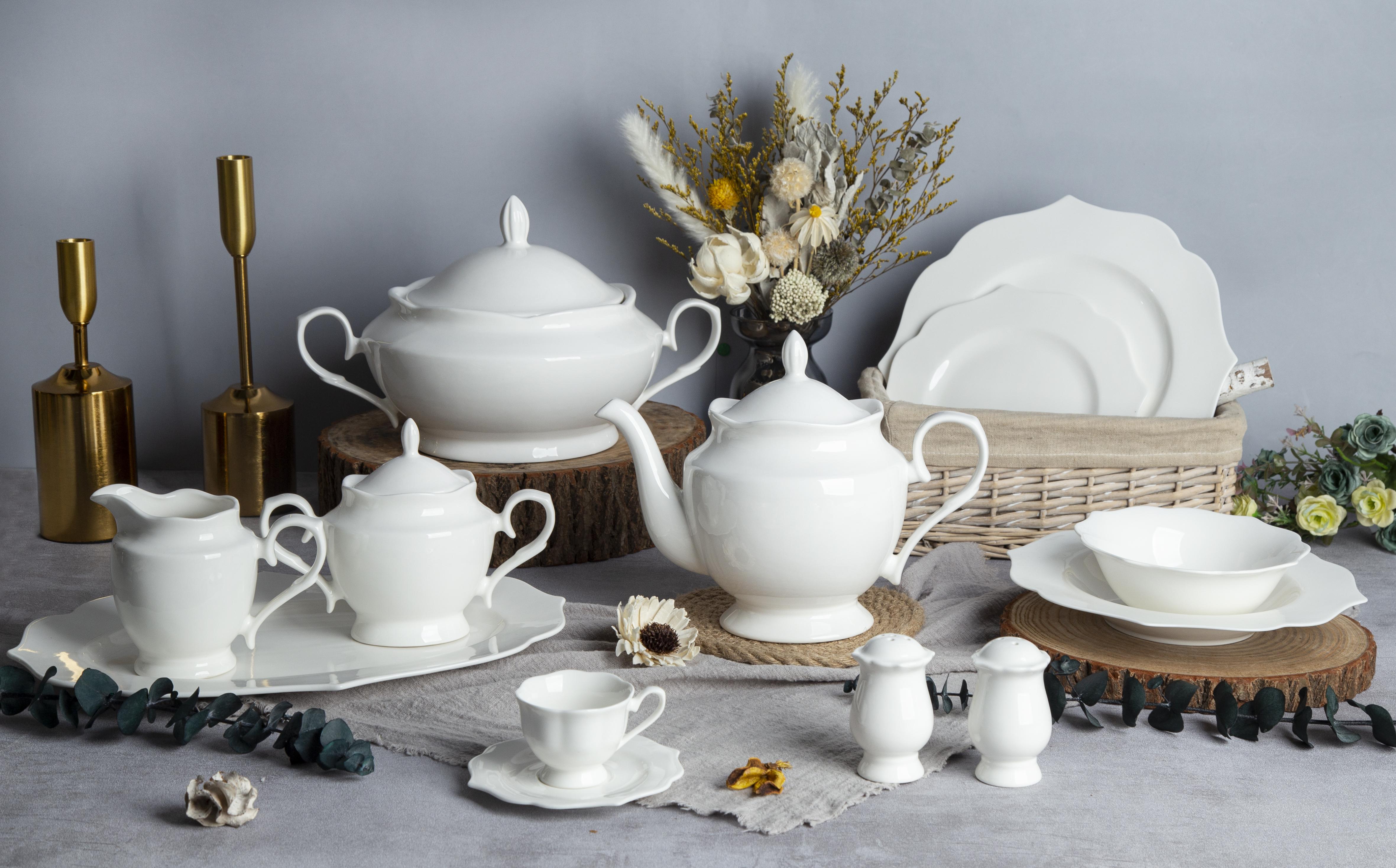 CHANGSHA HAPPY GO Elegant Embossed Bone China Dinnerware Set |happygodinnerware.com