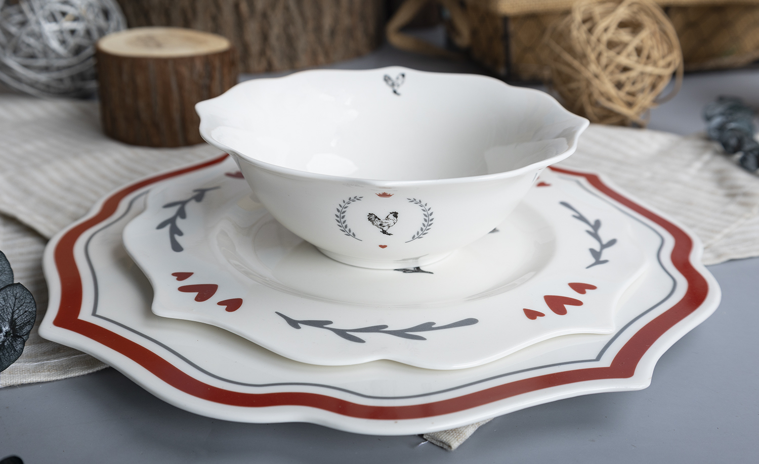 CHANGSHA HAPPY GO  Country Farm Animal Bone China Dinnerware Set with Red and Gingham Design – Plates and Bowls |happygodinnerware.com