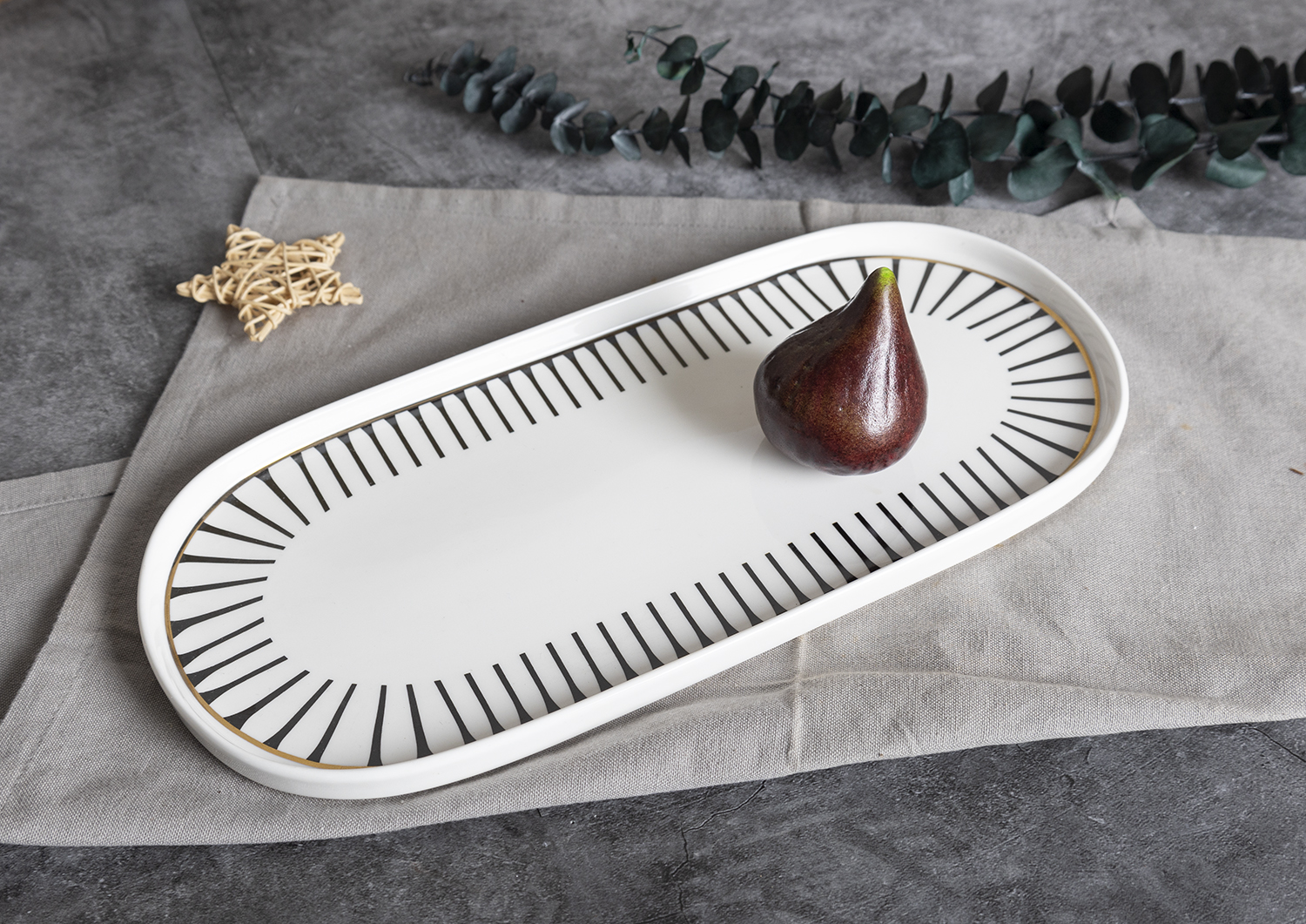 CHANGSHA HAPPY GO Contemporary Black Stripe Bone China Tea and Coffee Set – Minimalist Monochrome Design |happygodinnerware.com