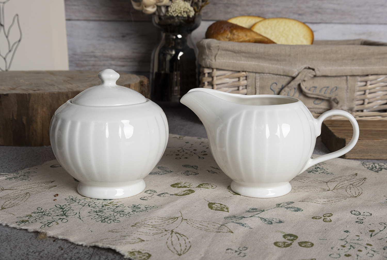 CHANGSHA HAPPY GO Contemporary White Embossed Dinnerware Set with Graceful Ribbed Texture – Plates, Mugs, Bowls  |happygodinnerware.com