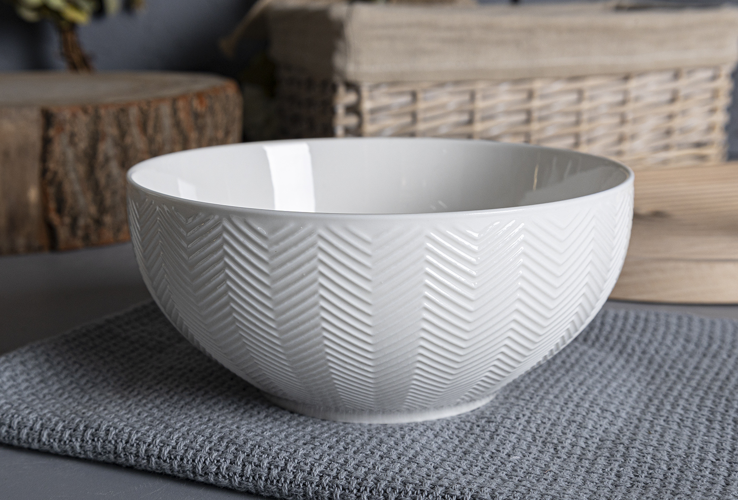 CHANGSHA HAPPY GO  Chevron Textured White Bone China Tableware Set – Tea and Dinner Collection with Contemporary Embossing |happygodinnerware.com